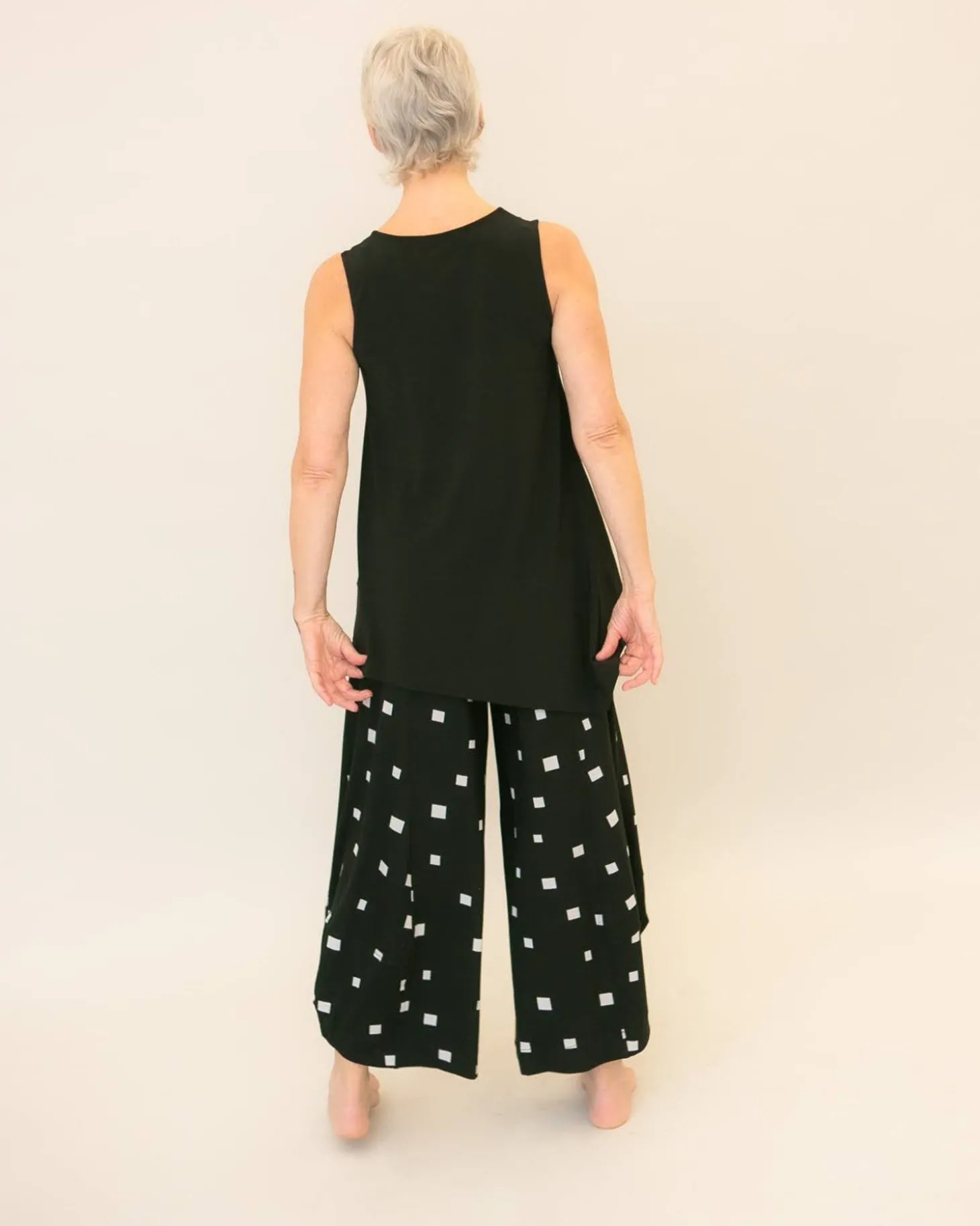 Women Alembika Abby Punto Pants, Squares