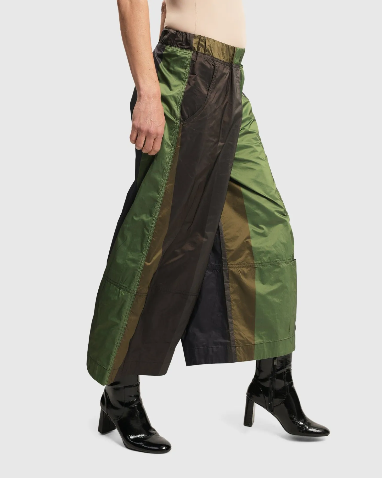 Women Alembika Alfresco Market Pants, Forest