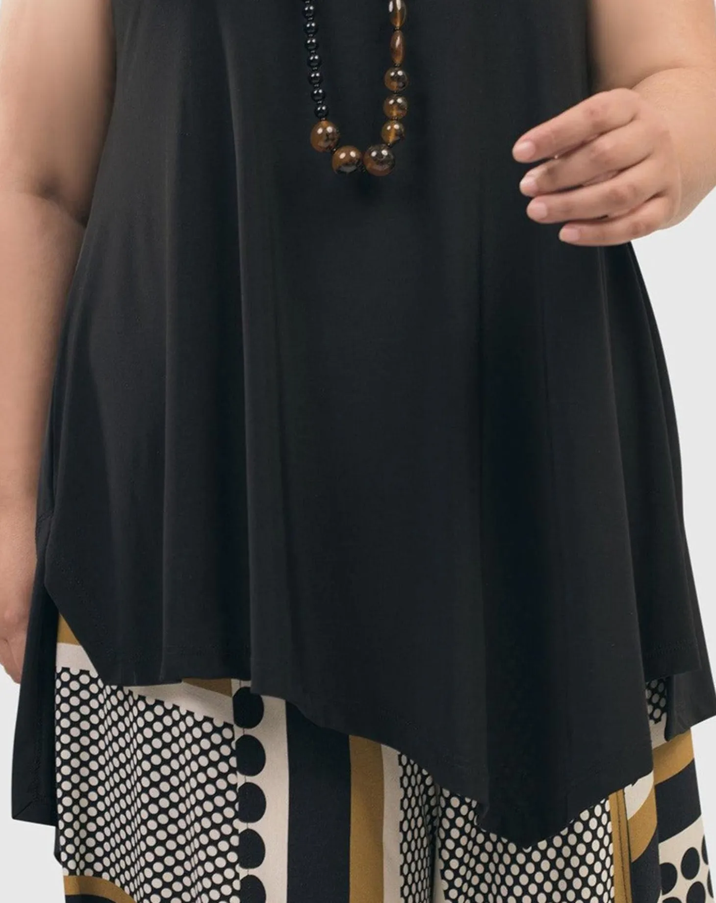 Women Alembika Ani Sleeveless Tunic Top, Black