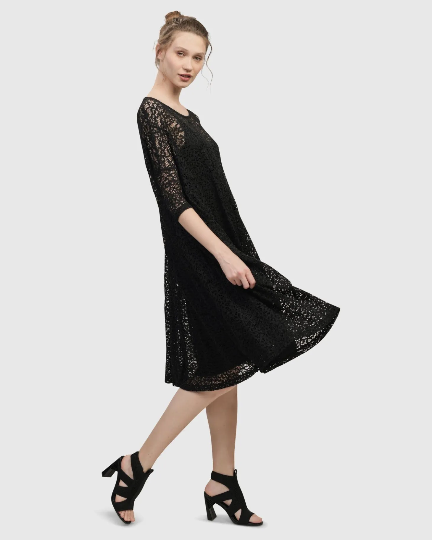 Women Alembika Artemis Trapeze Dress, Black
