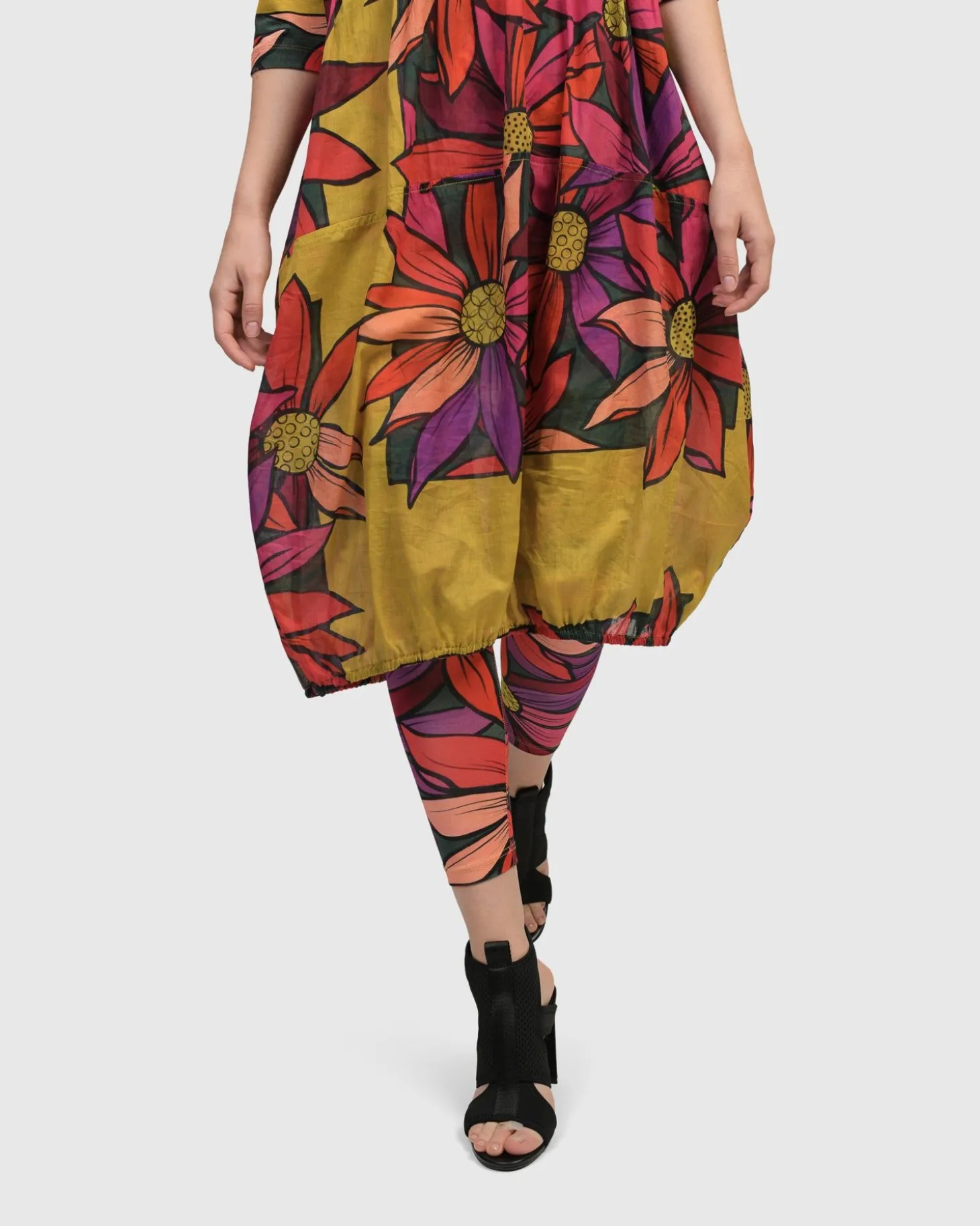Women Alembika Artisan Leggings, Bouquet