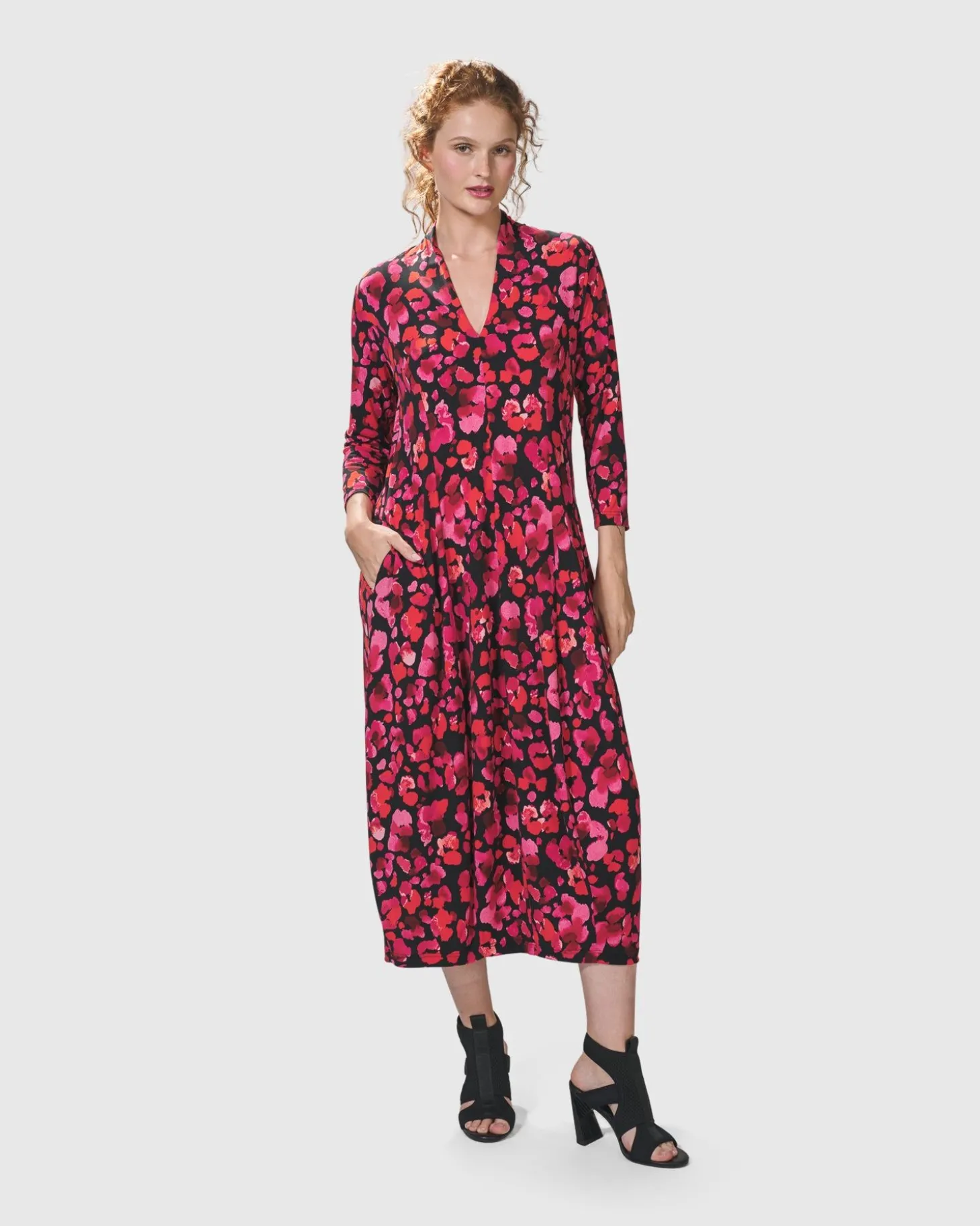 Women Alembika Begonia Cocoon Dress, Petals