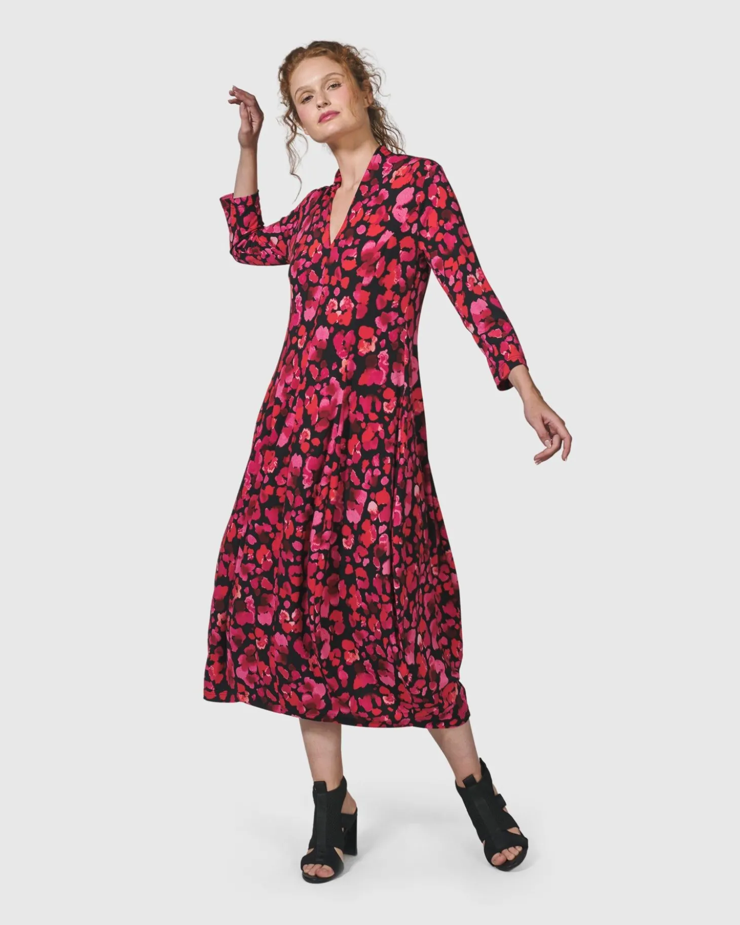 Women Alembika Begonia Cocoon Dress, Petals