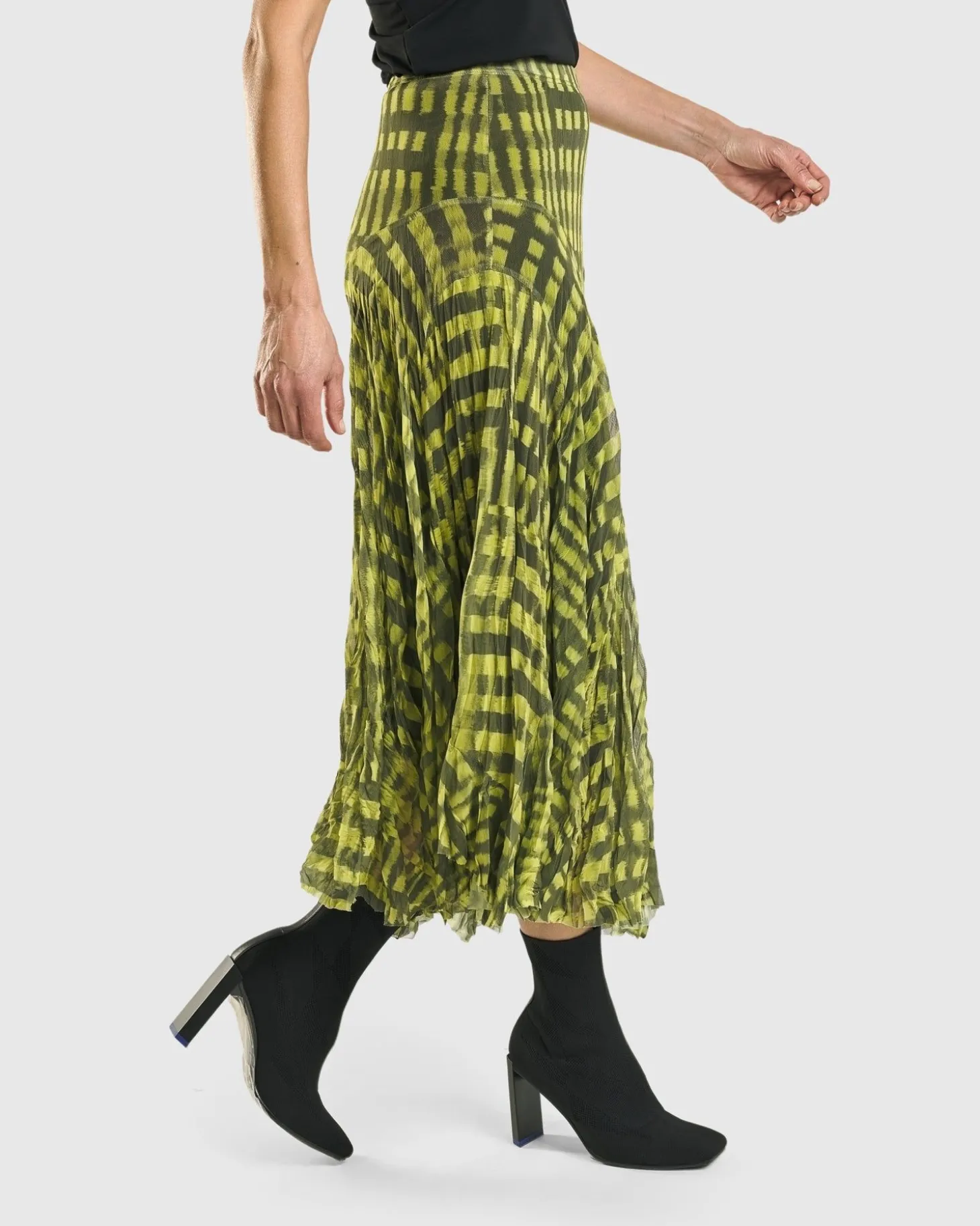 Women Alembika Bohemia Swing Skirt, Yellow