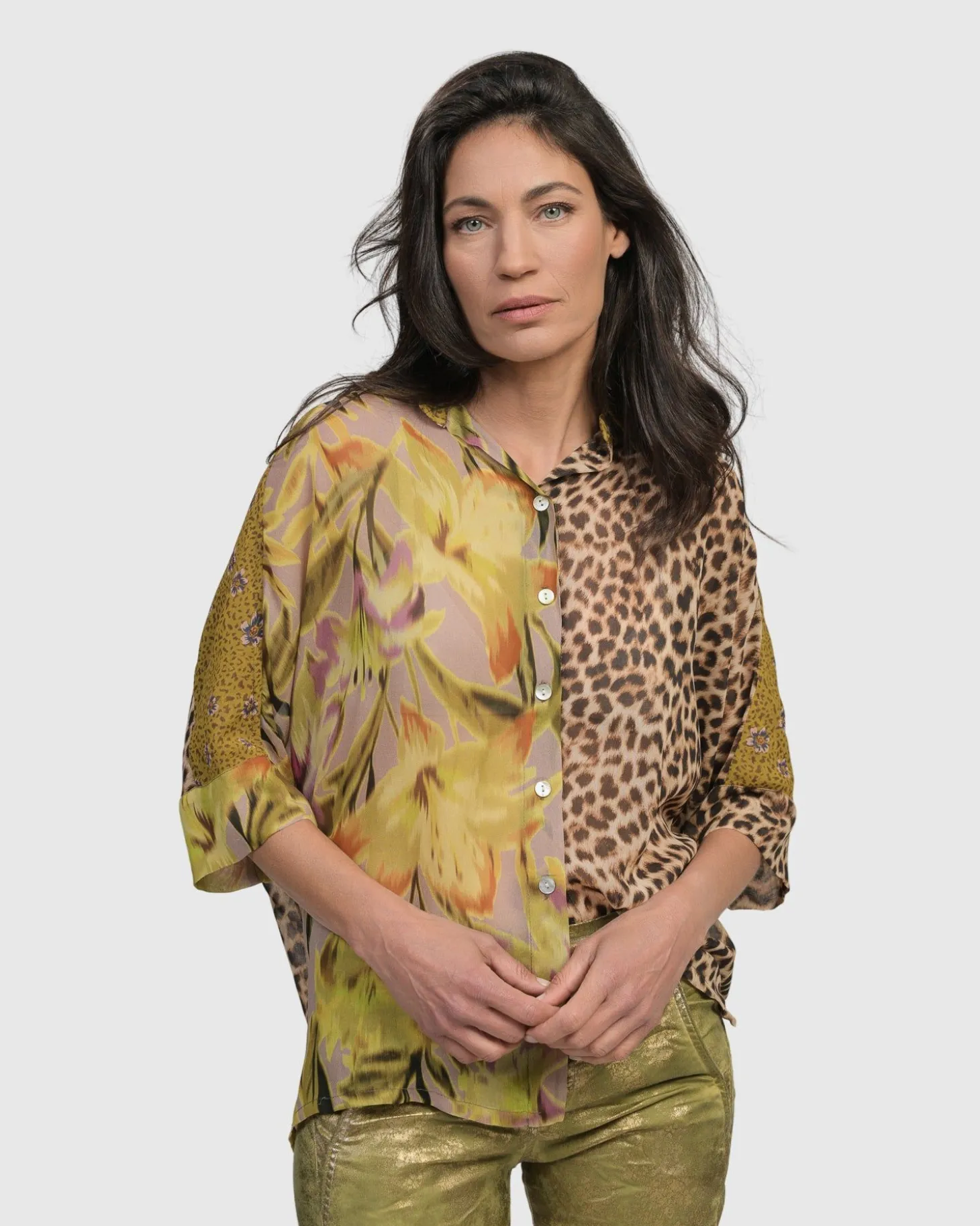 Women Alembika Bon Voyage Button Down Shirt, Mix
