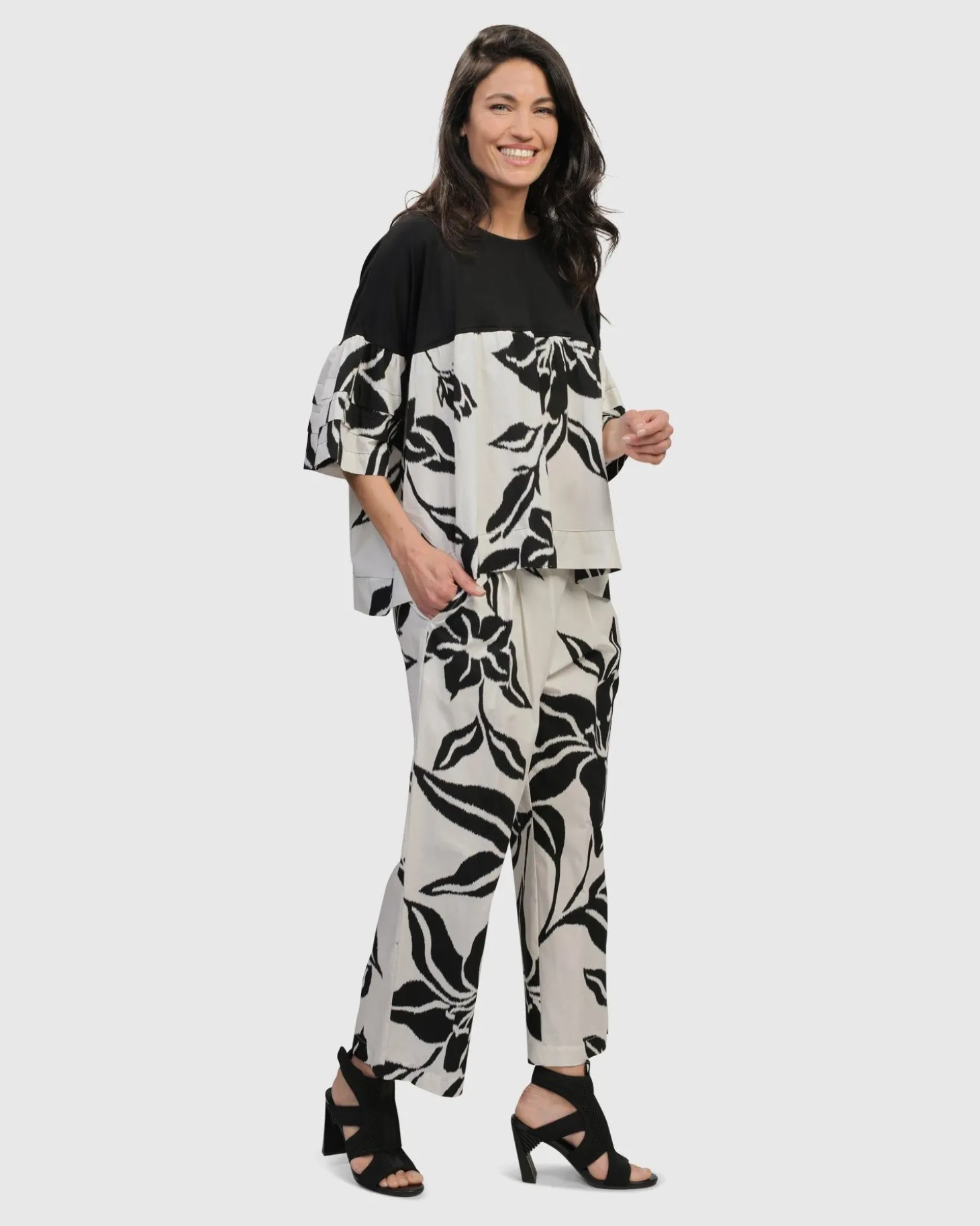 Women Alembika Botanica Cha Cha Top, Lilly