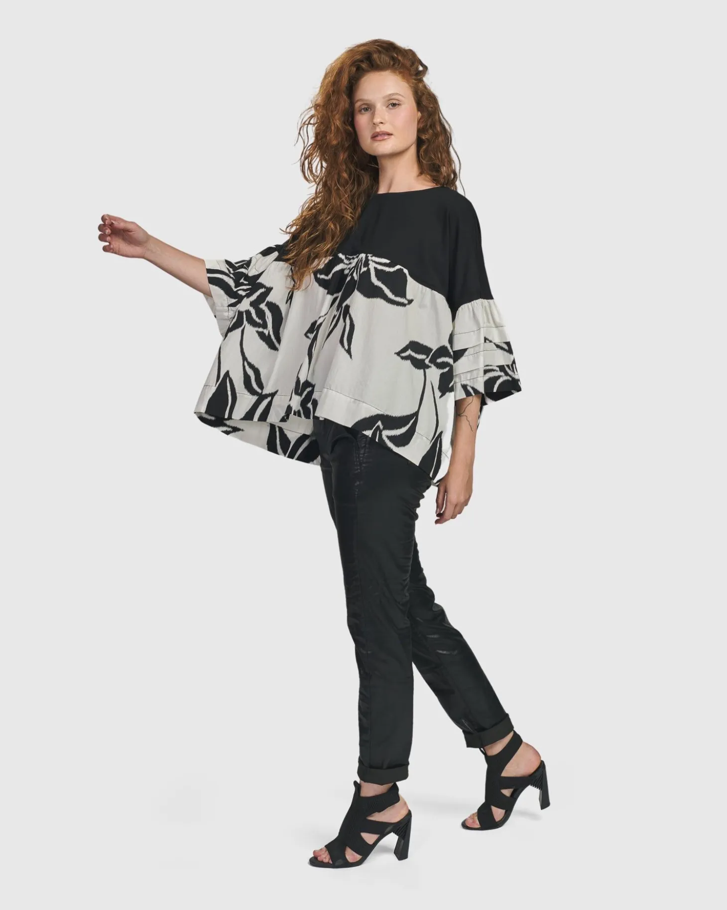 Women Alembika Botanica Cha Cha Top, Lilly