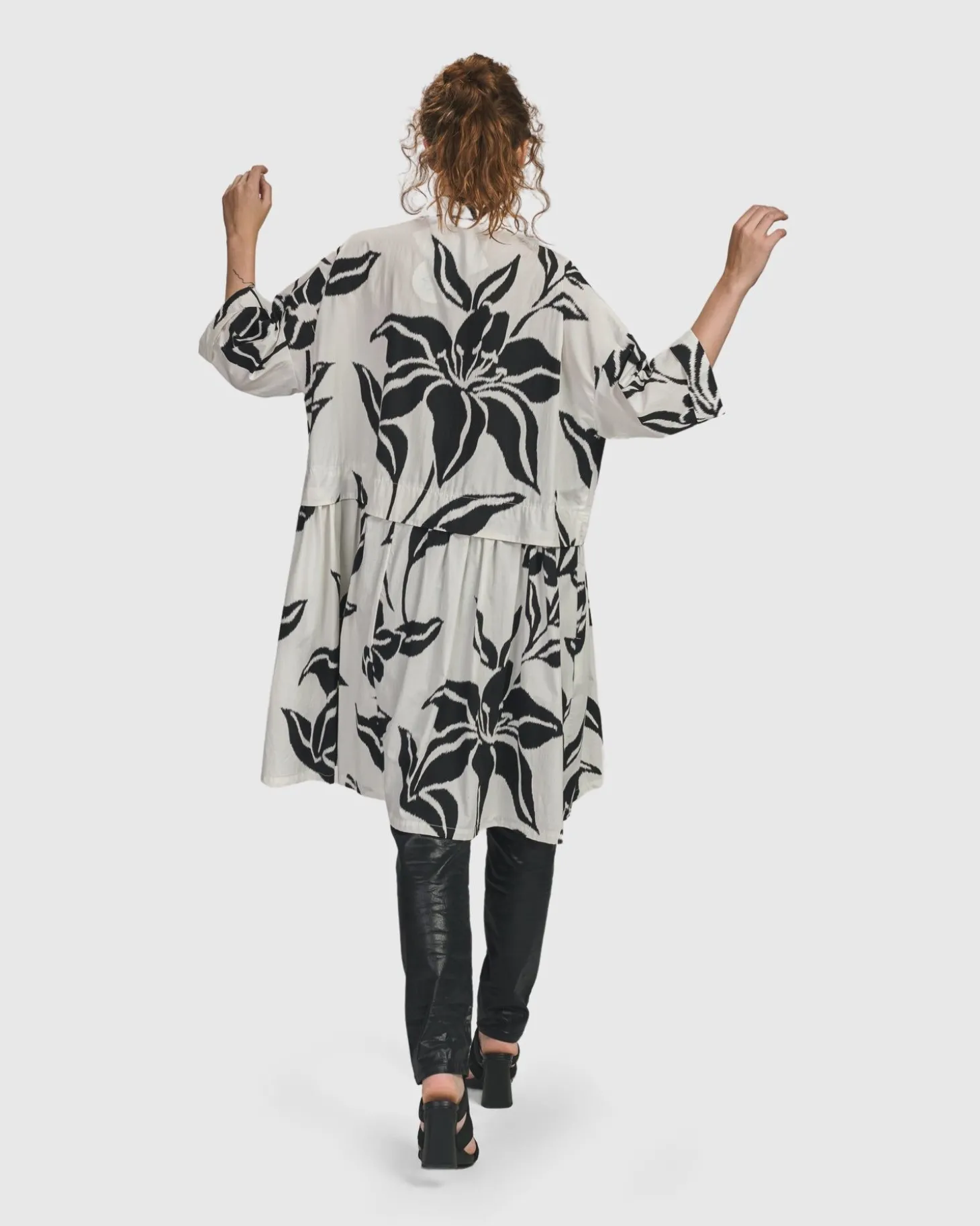 Women Alembika Botanica Oversized Babydoll Top, Lilly
