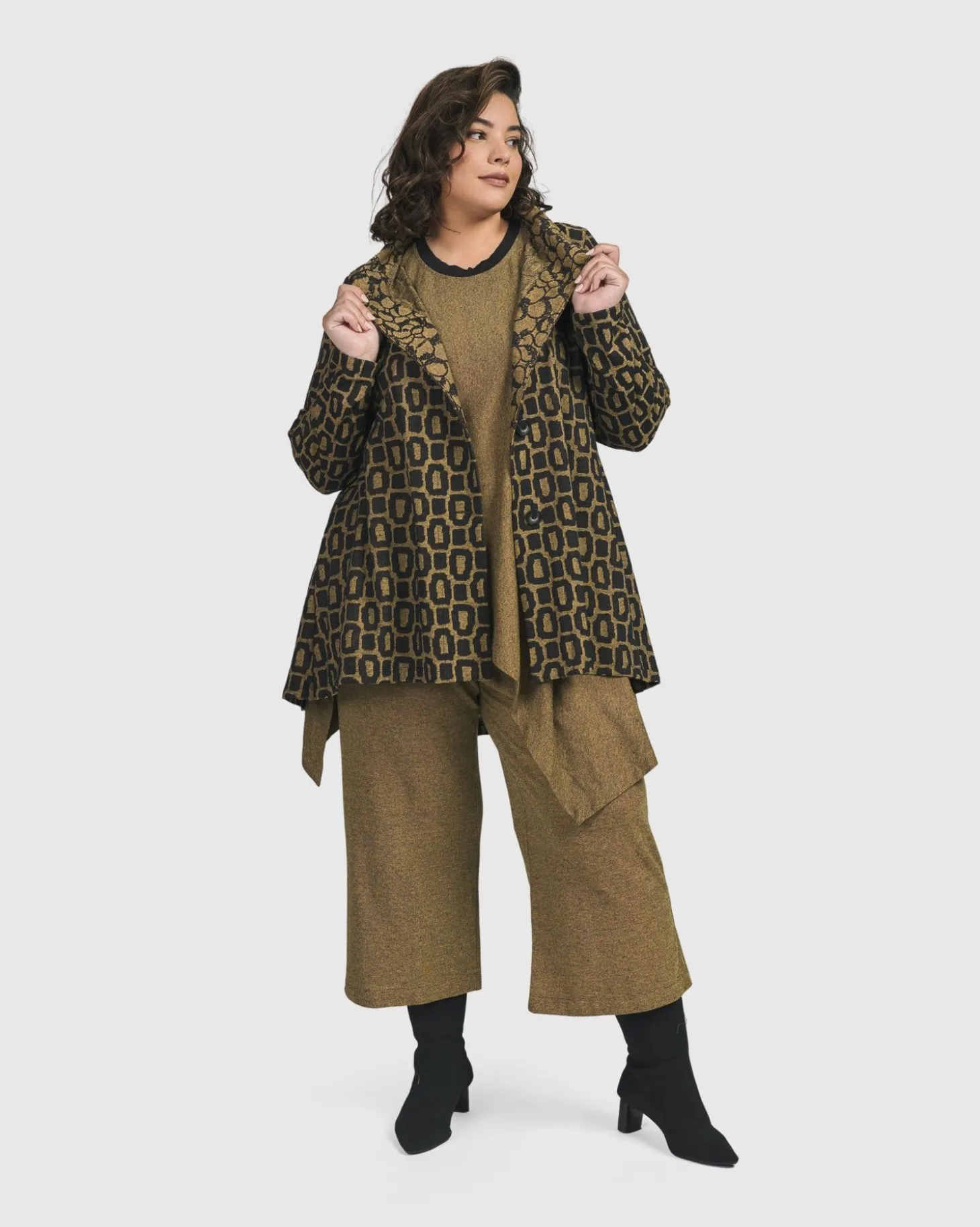 Women Alembika Boutique Swing Jacket, Ochre