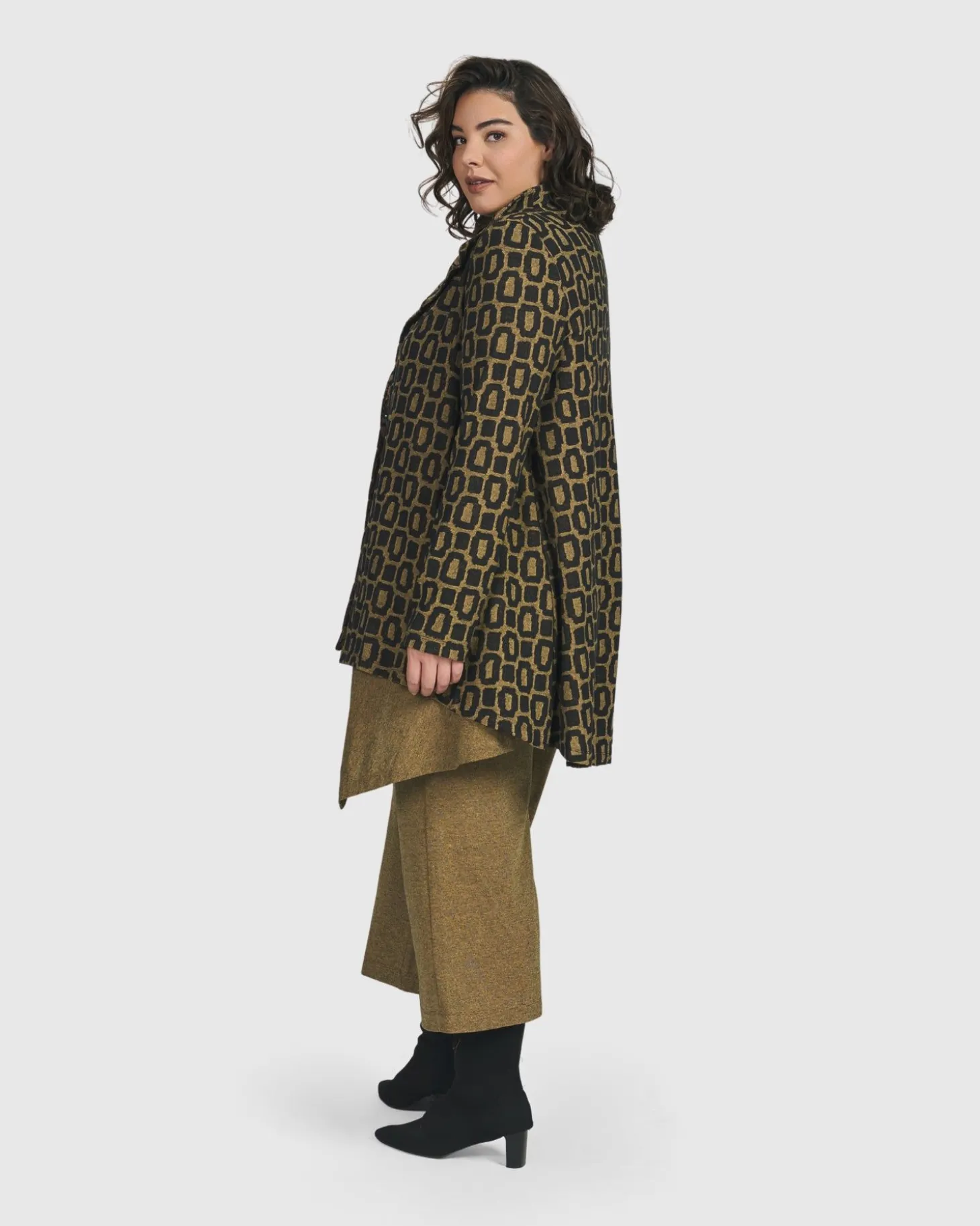 Women Alembika Boutique Swing Jacket, Ochre