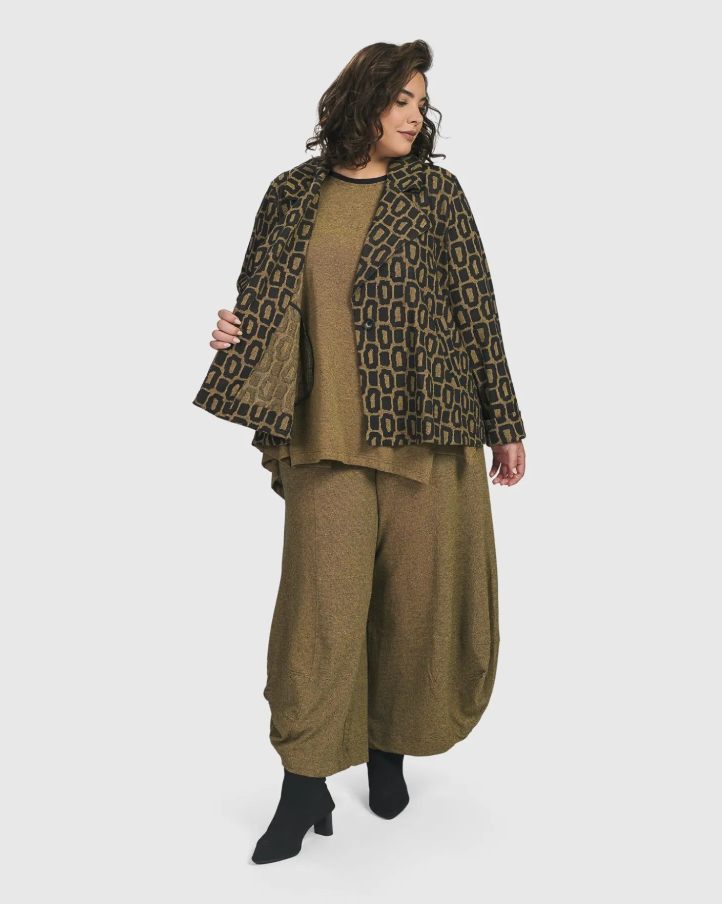 Women Alembika Boutique Swing Jacket, Ochre