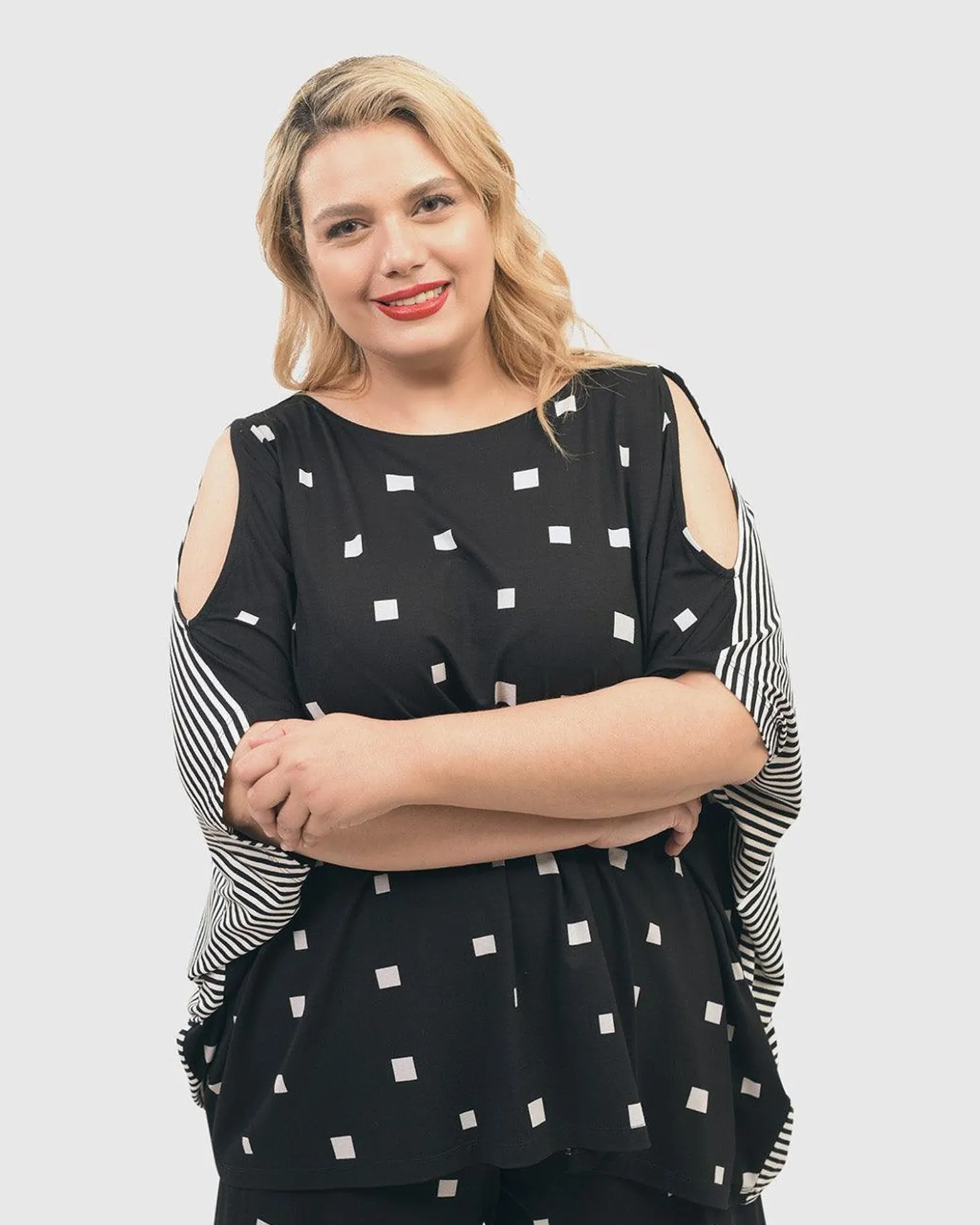 Women Alembika Boxy Dolman Cutout Top, Squares