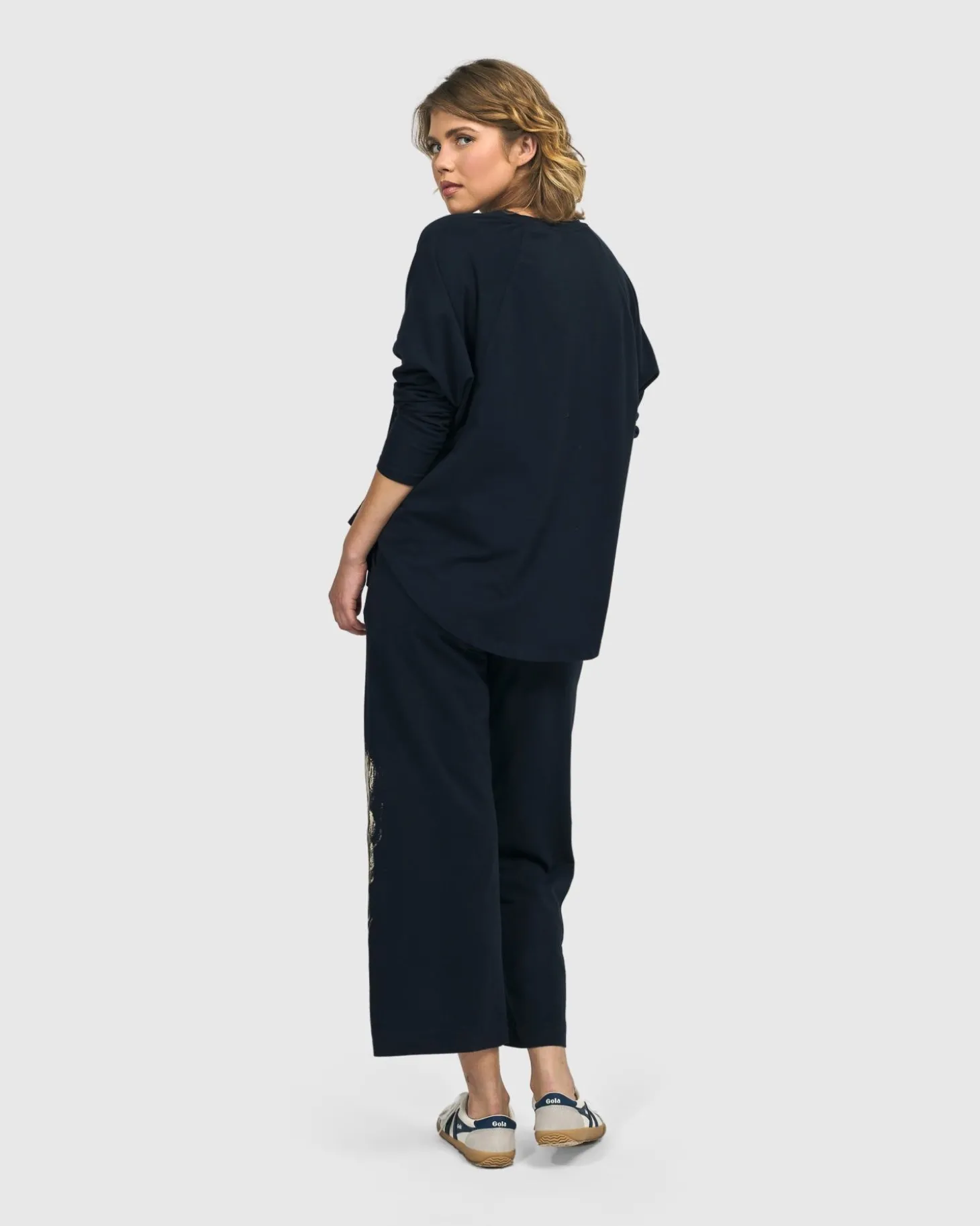 Women Alembika Calumet Relaxed Top, Navy