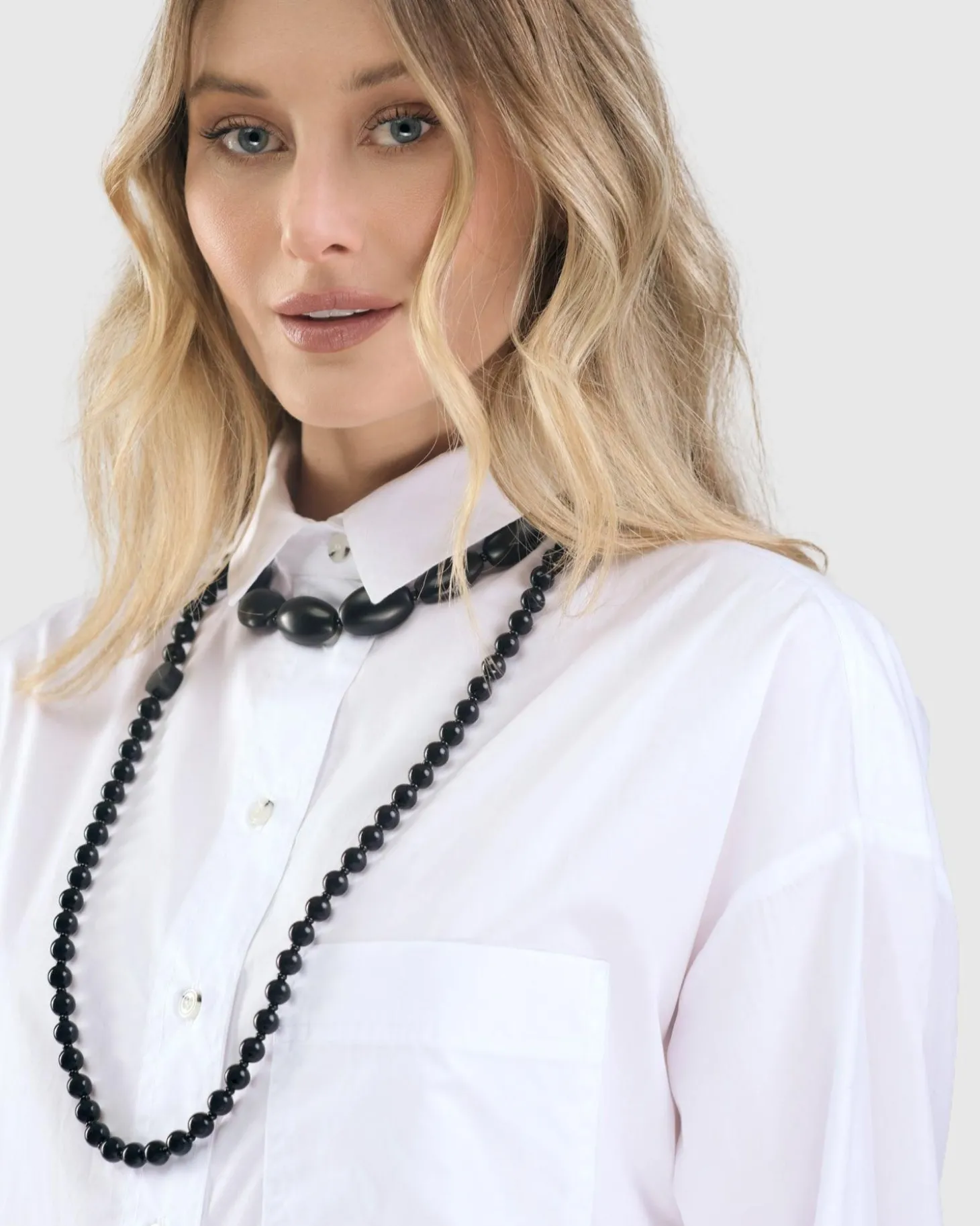 Women Alembika Catania Bead Necklace, Black