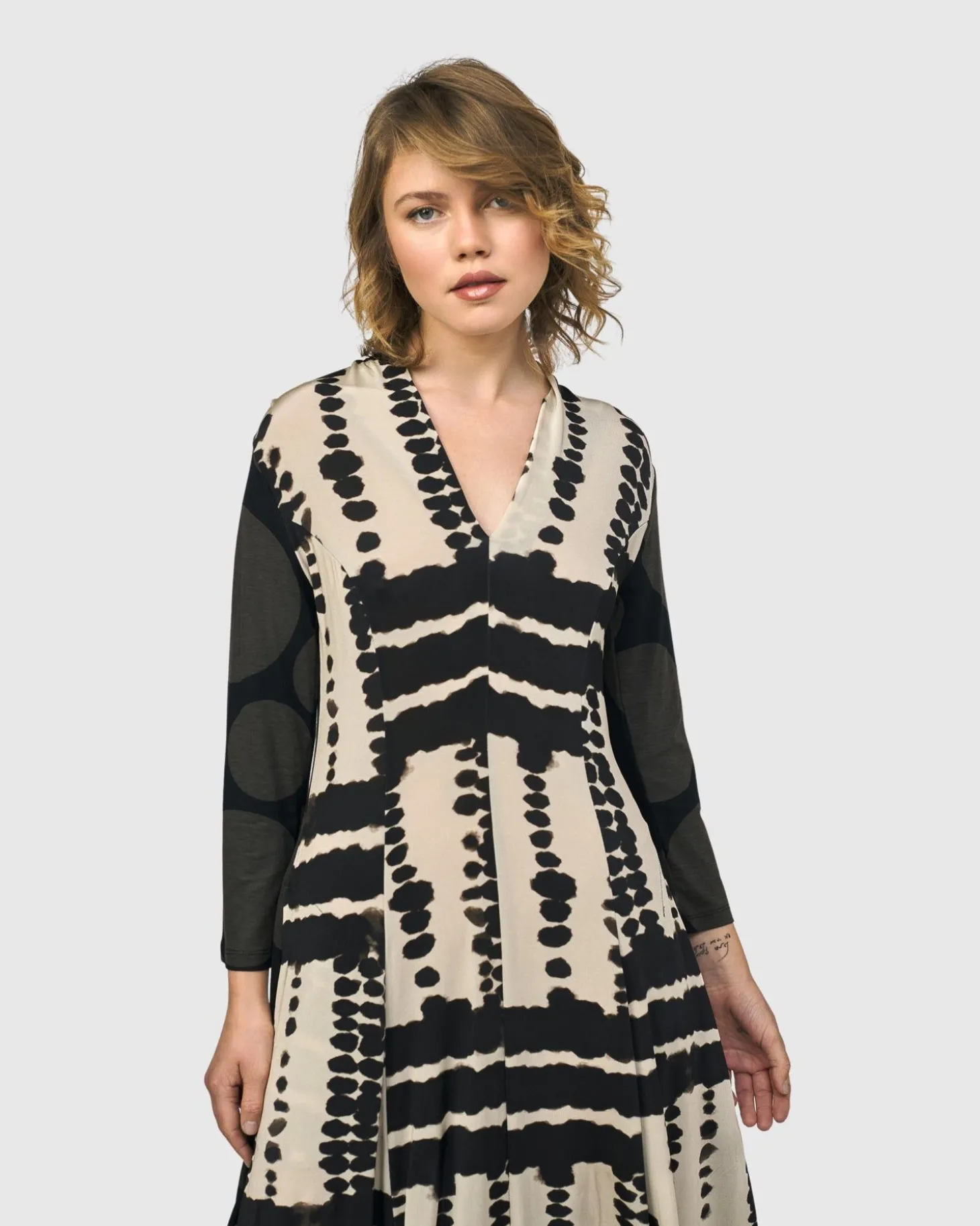 Women Alembika Chicha Cocoon Dress, Savanna