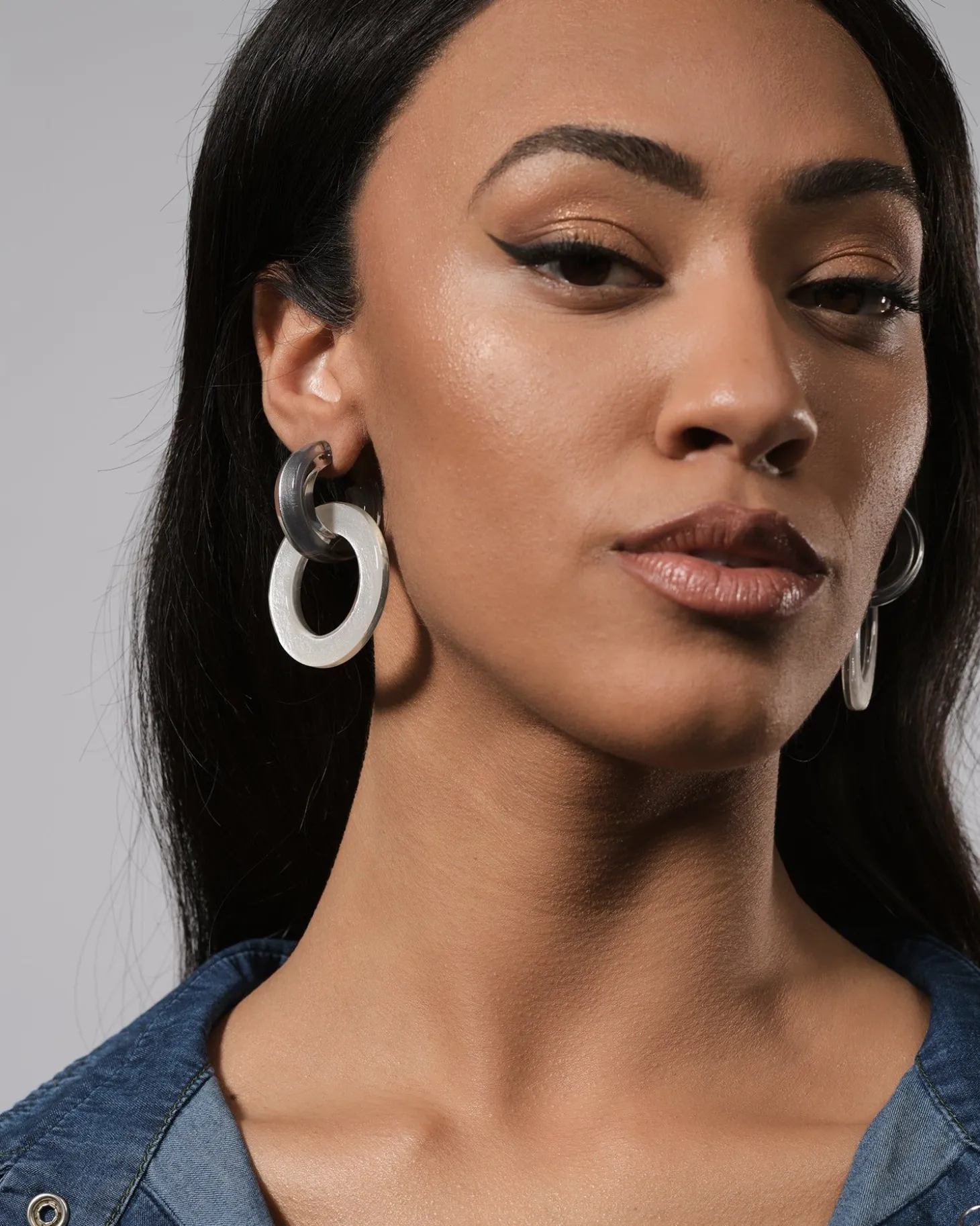 Women Alembika Circle Duet Earrings, Frost