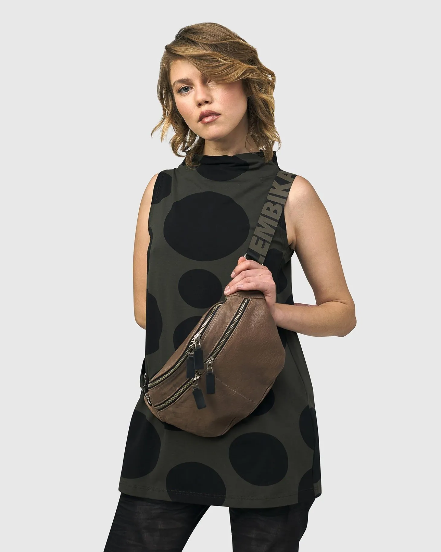 Women Alembika Crossbody Sling Bag, Wood