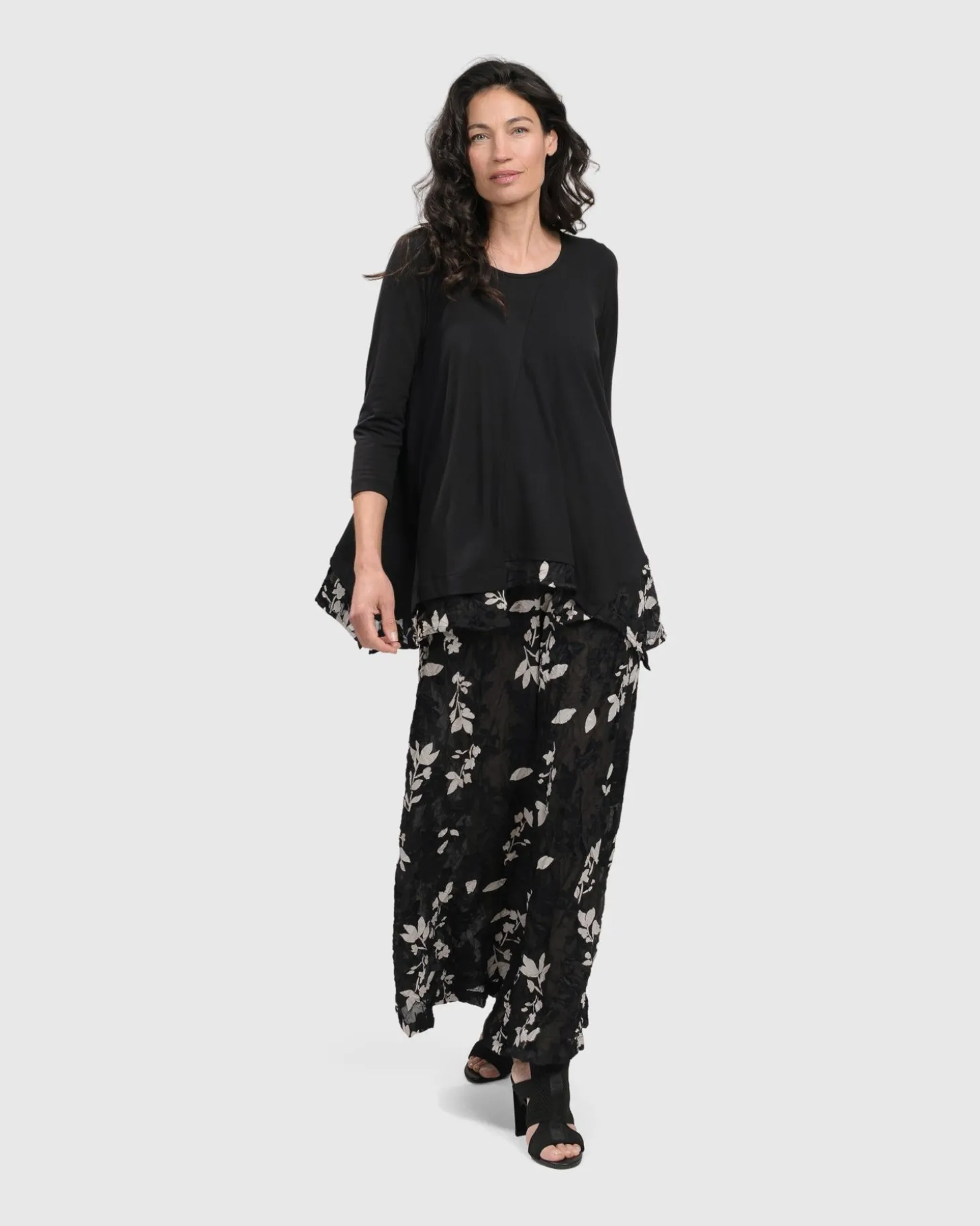 Women Alembika Cultured Club Palazzo Pants, Leaves