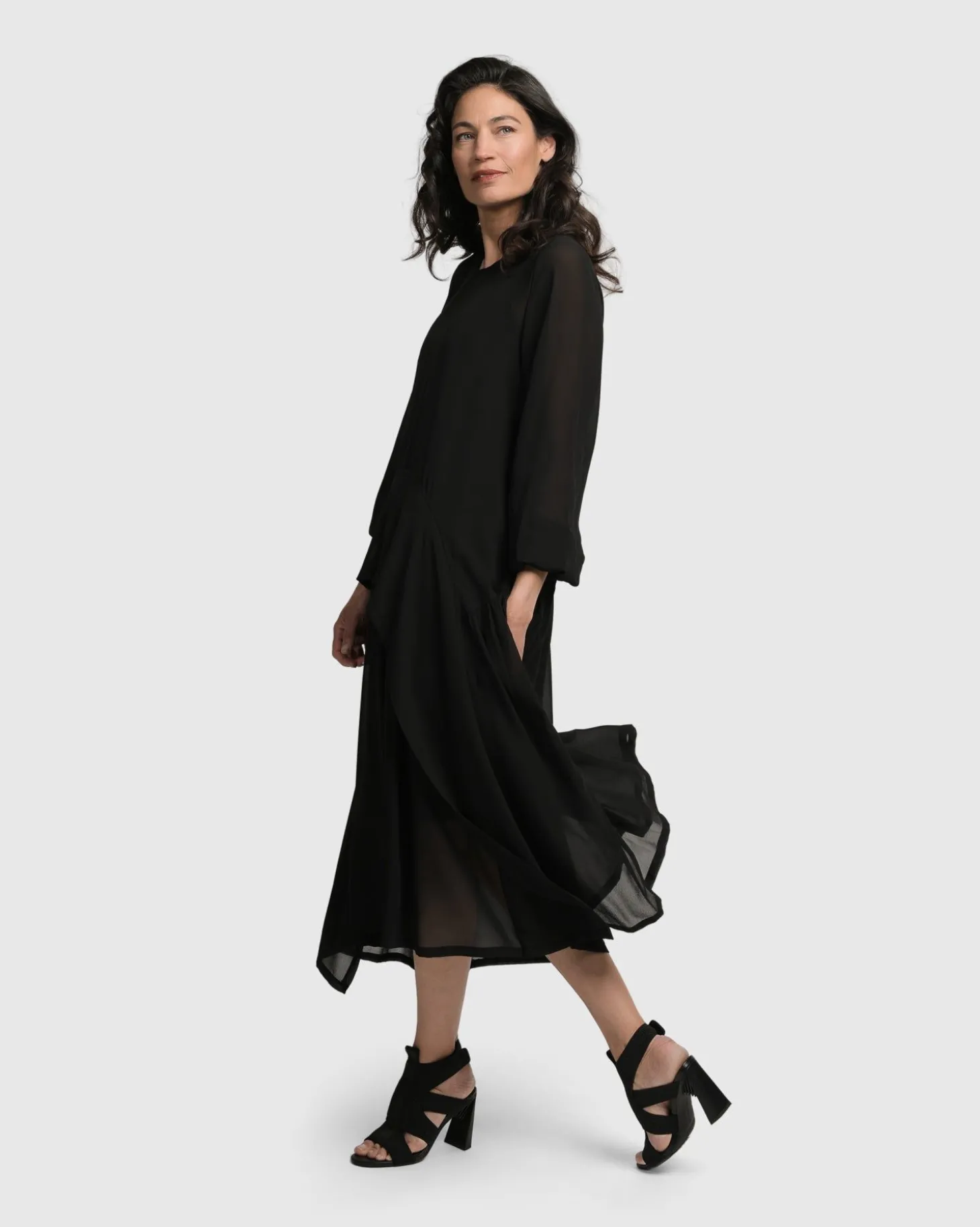 Women Alembika Cultured Club Popover Dress, Black