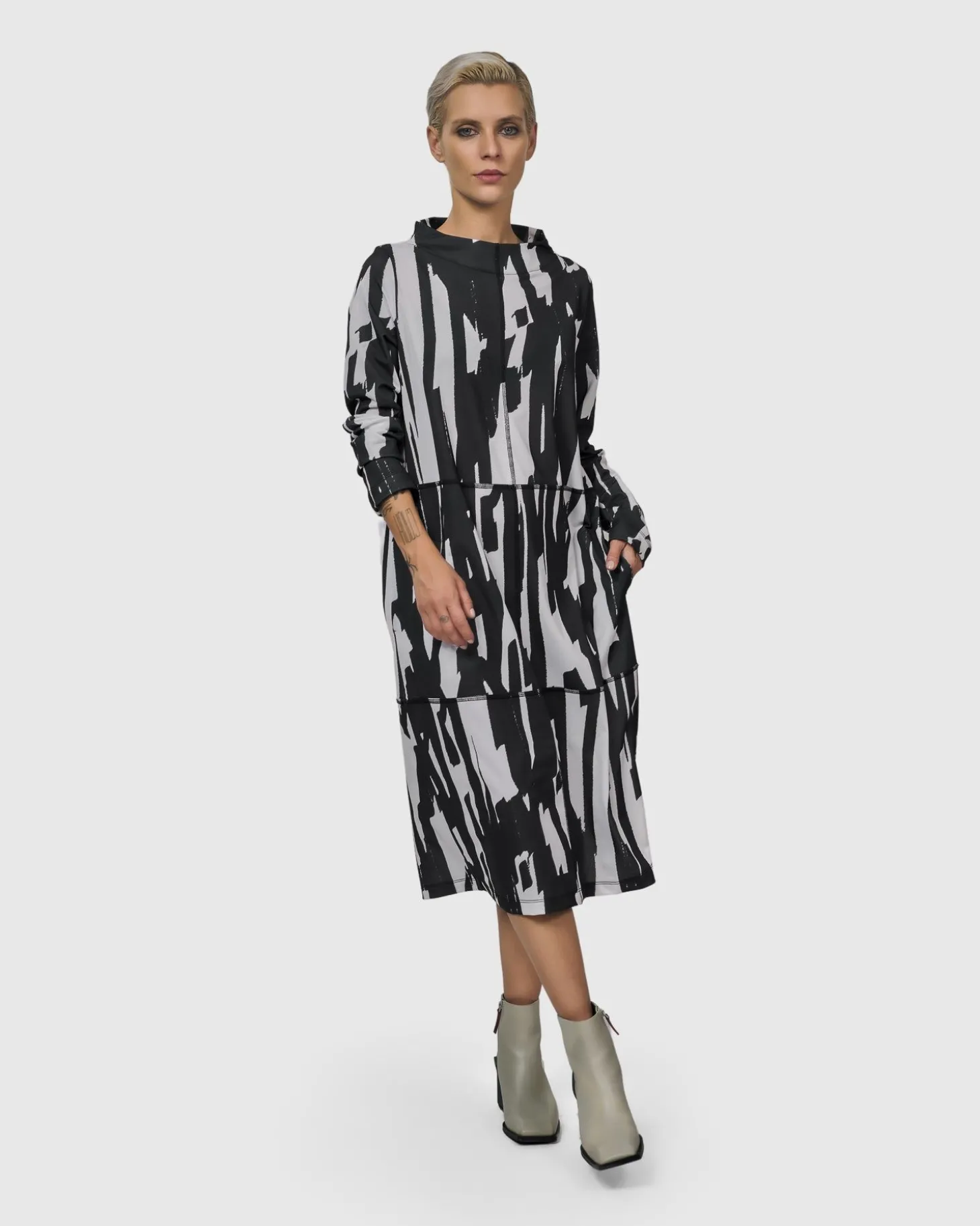 Women Alembika Cyber Boxy Dress, Brush