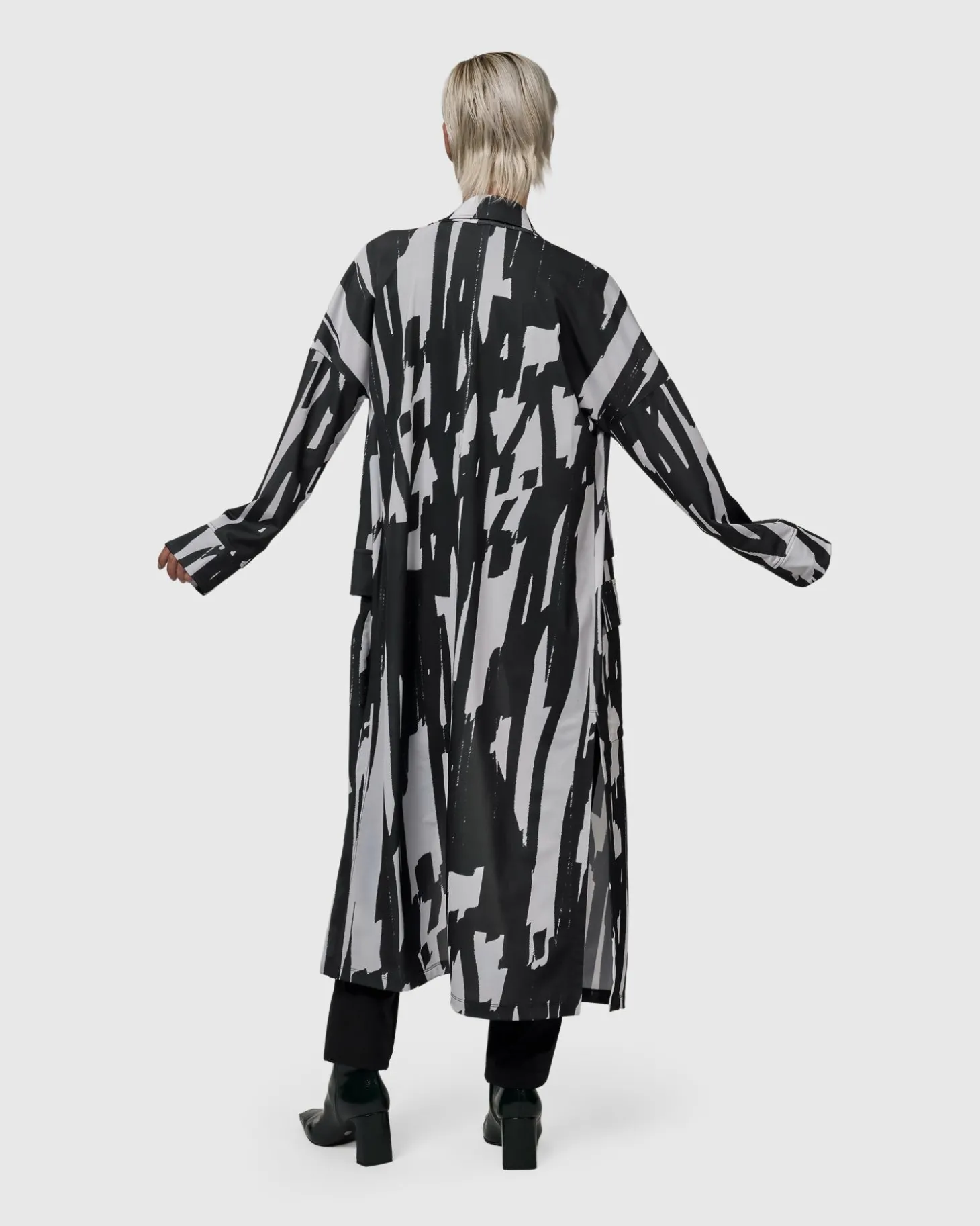 Women Alembika Cyber Duster, Brush