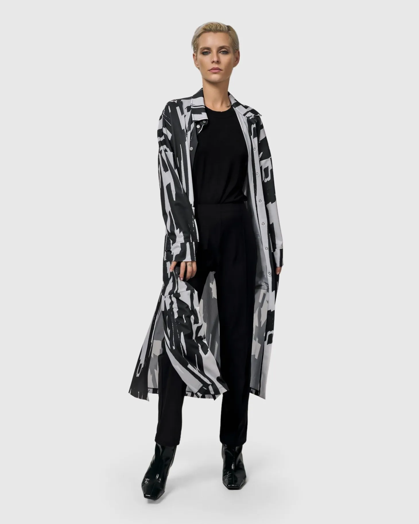 Women Alembika Cyber Duster, Brush