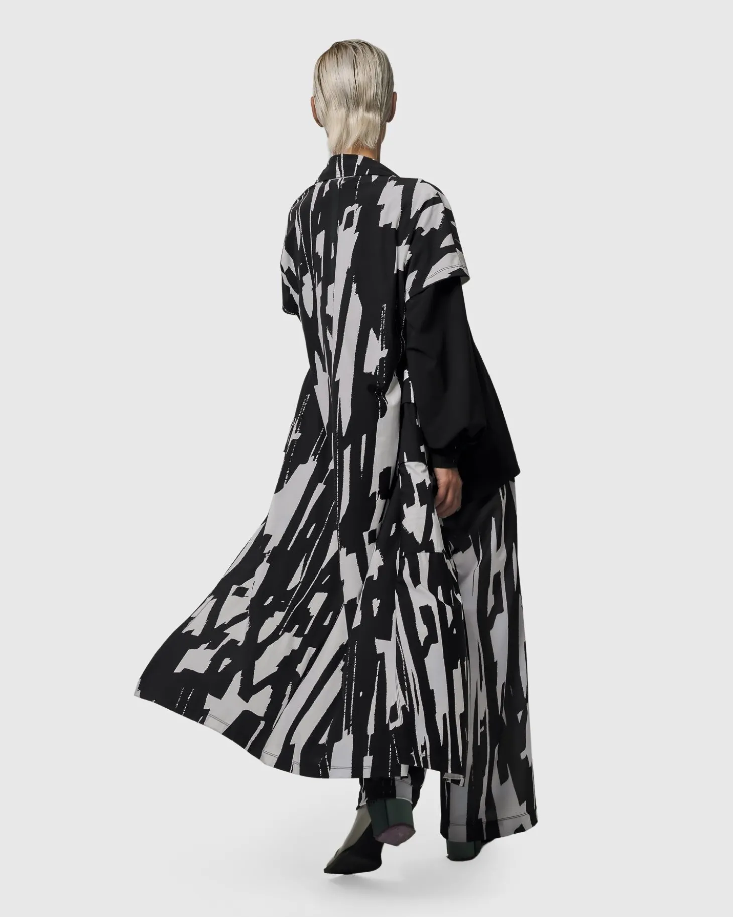 Women Alembika Cyber Short Sleeve Duster, Brush