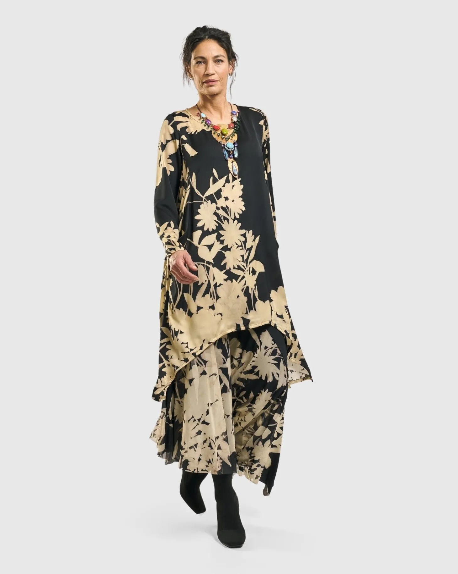 Women Alembika Daylily Tunic Top, Floral