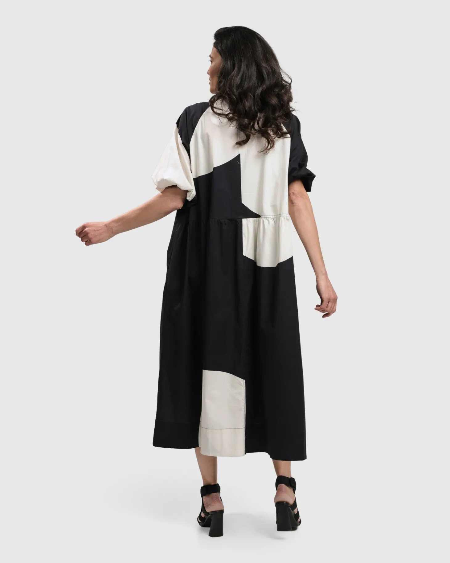 Women Alembika Debbie Muumuu Dress, Mono