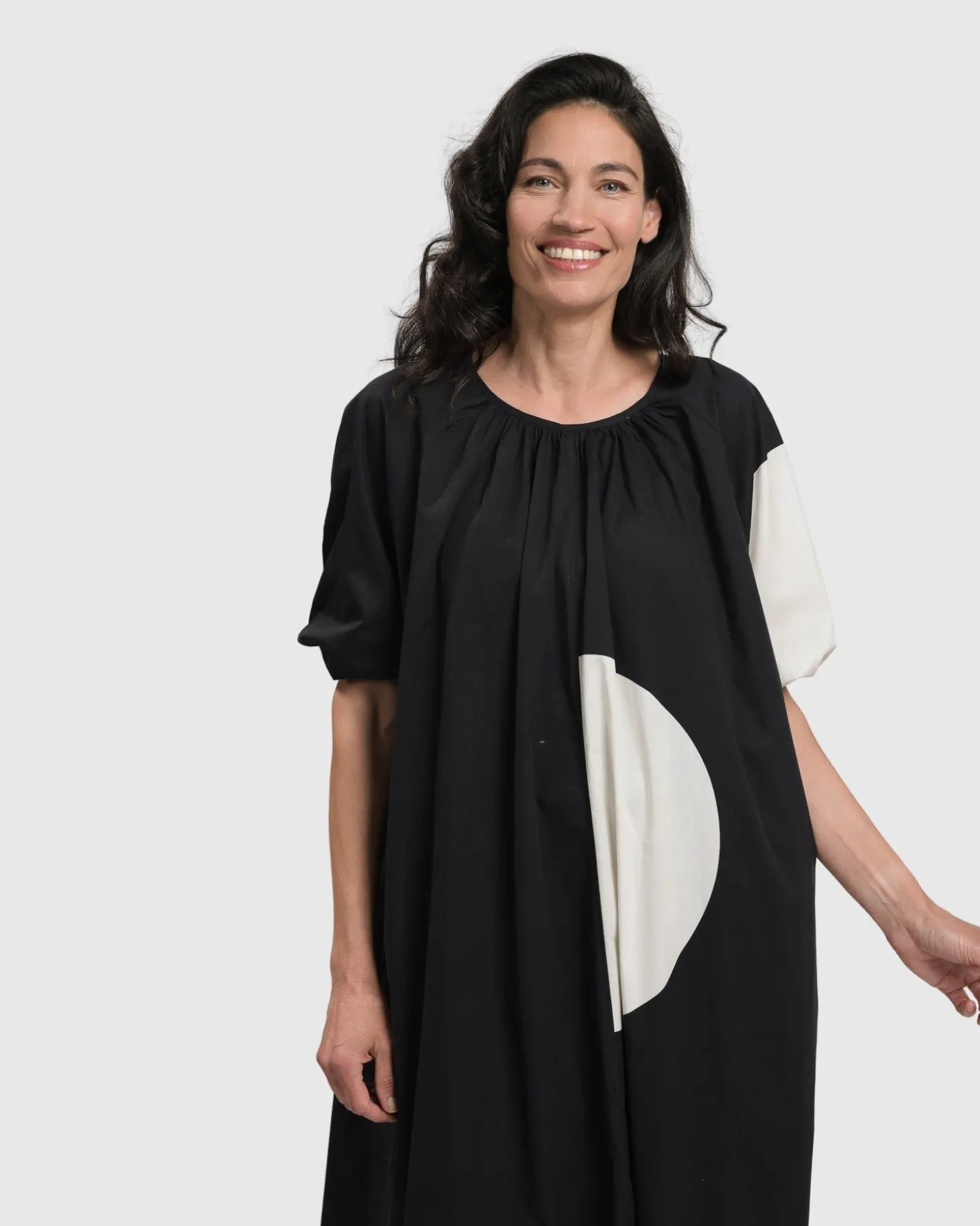 Women Alembika Debbie Muumuu Dress, Mono