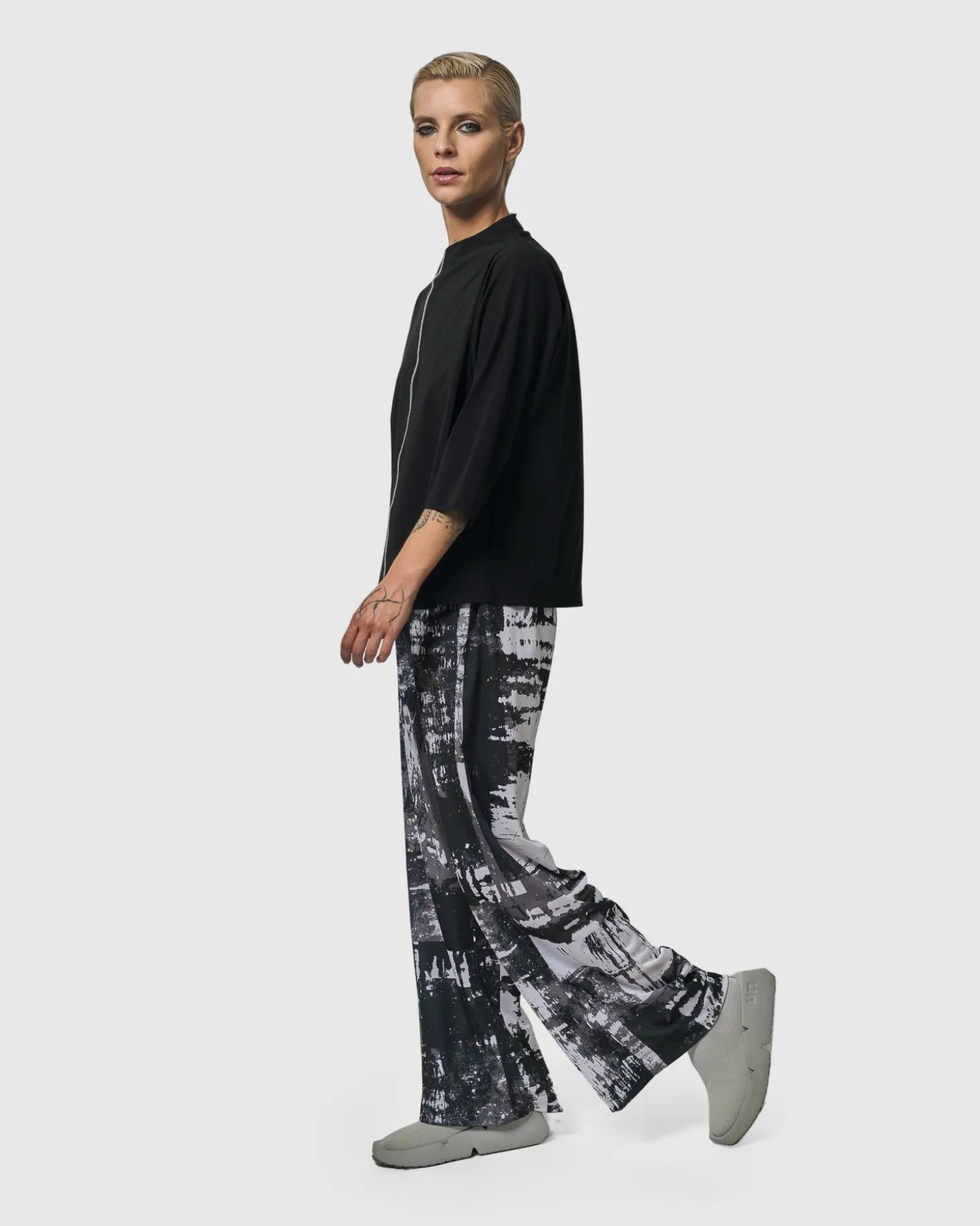 Women Alembika Digi Straight Leg Pants, Marble