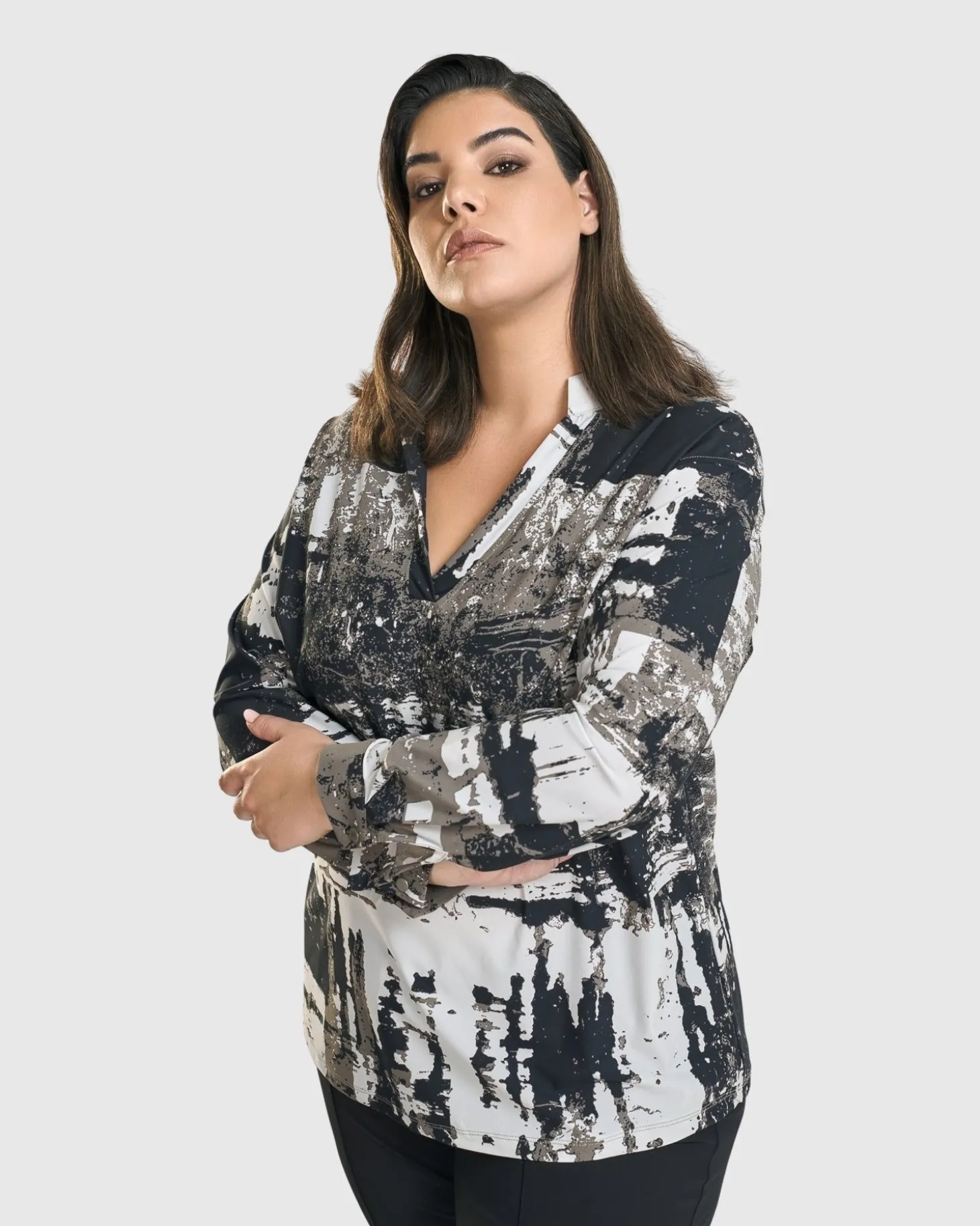 Women Alembika Digi V-Neck Pullover Top, Marble