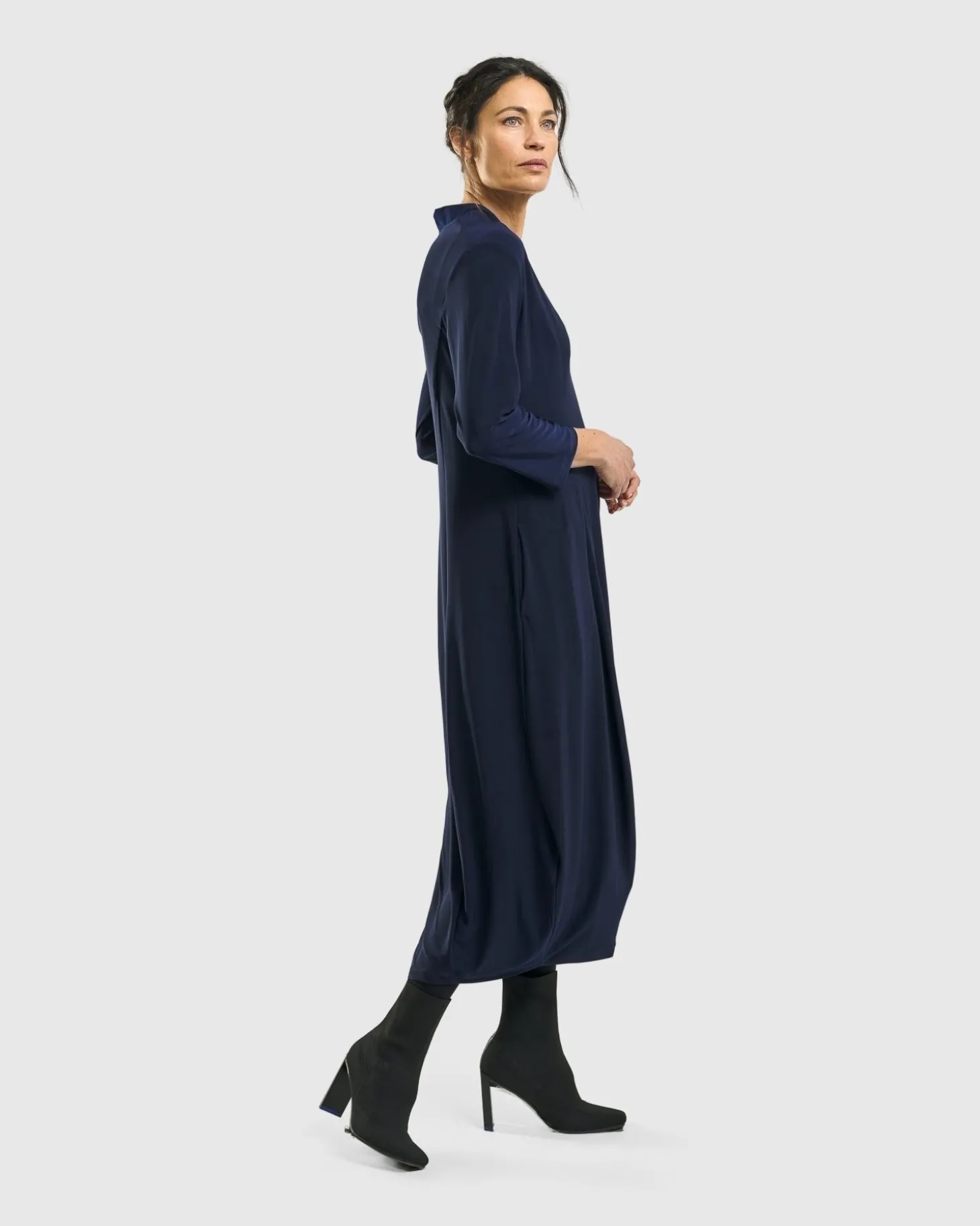 Women Alembika Essential Cocoon Dress, Night
