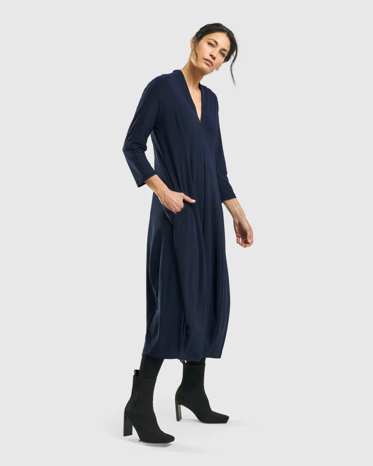 Women Alembika Essential Cocoon Dress, Night