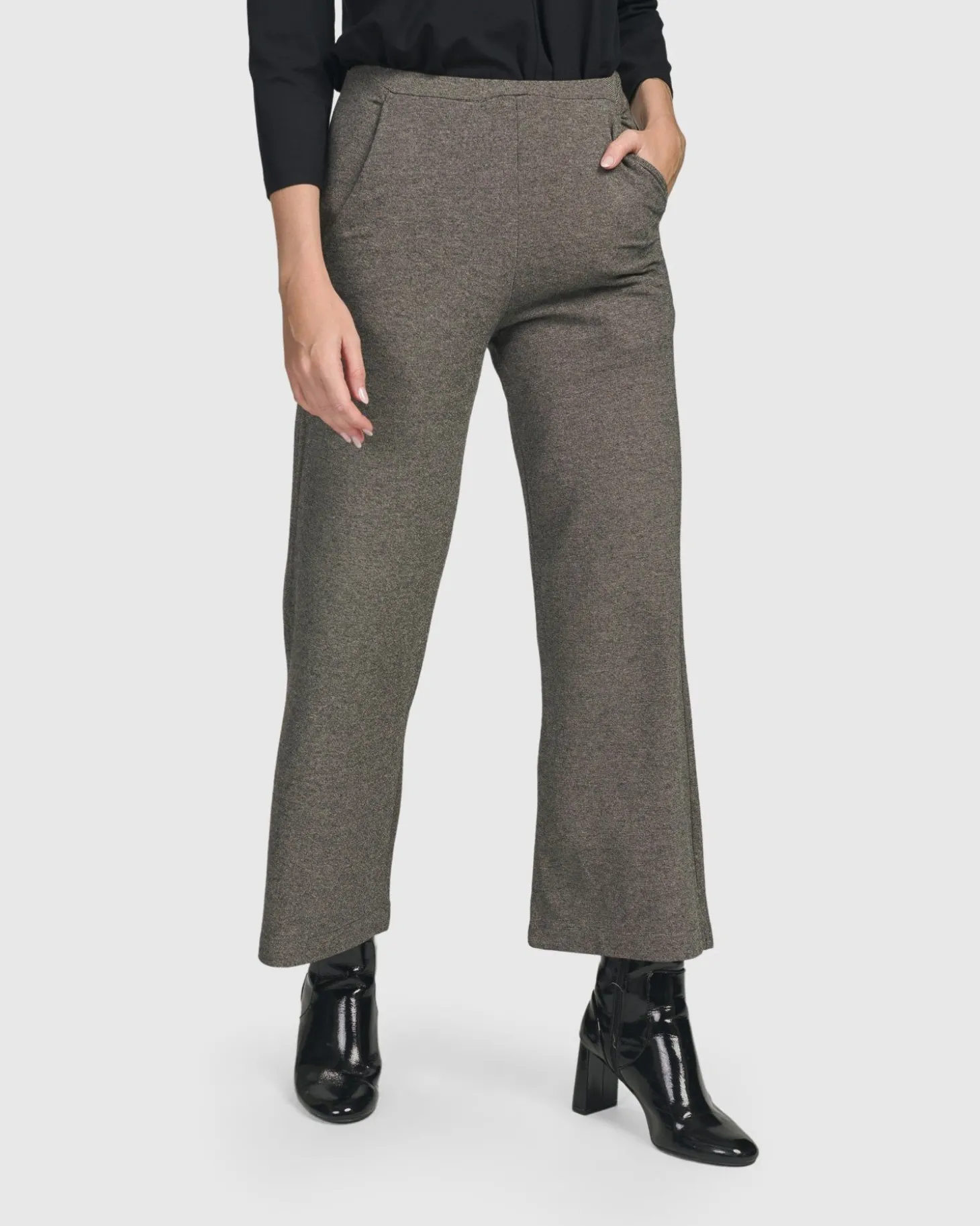Women Alembika Essential Cropped Pants, Fog