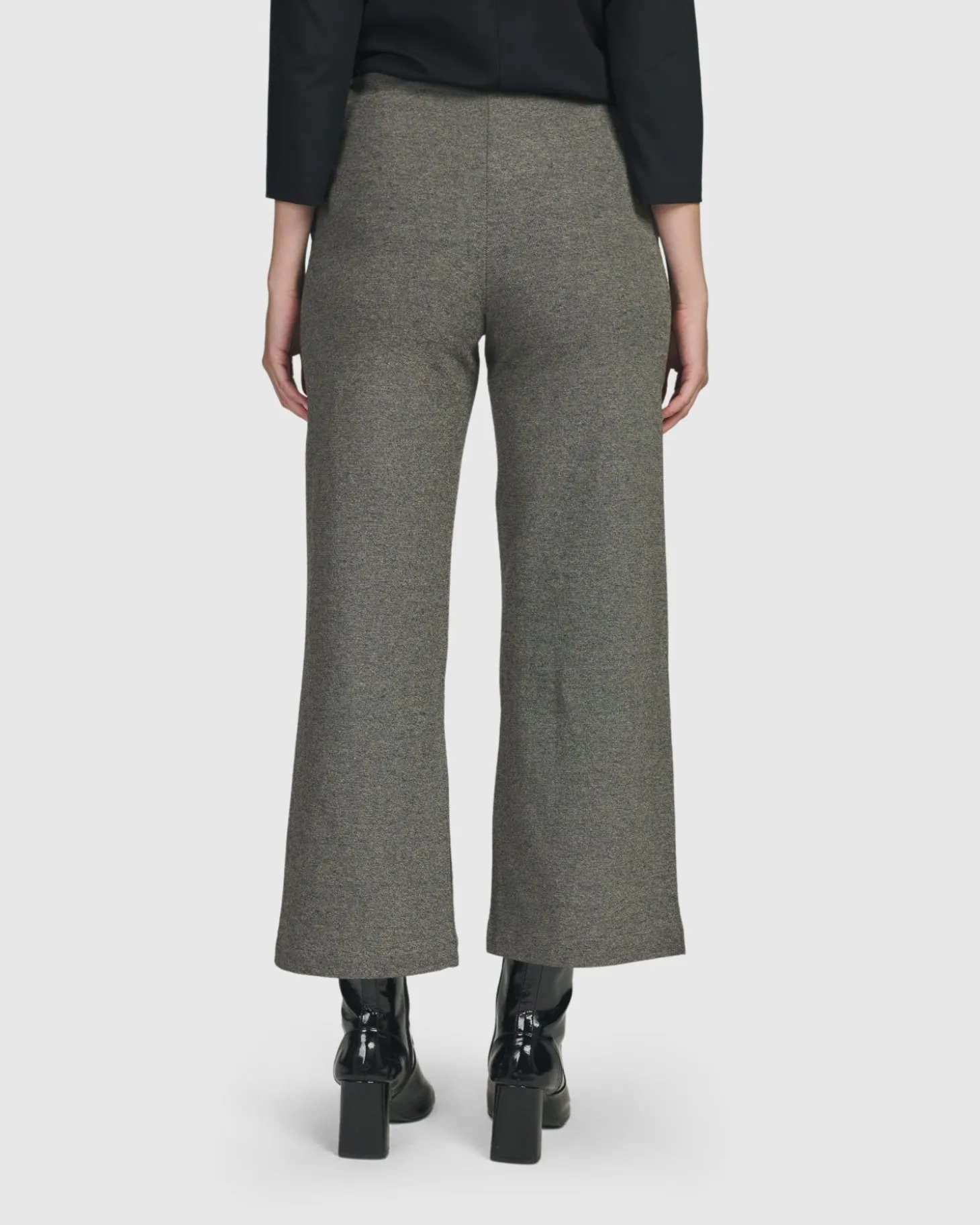 Women Alembika Essential Cropped Pants, Fog