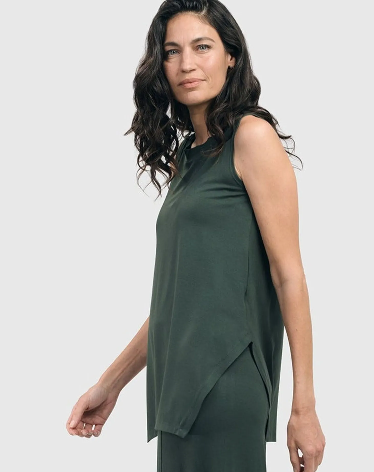 Women Alembika Essential Cutaway Tank Top, Green