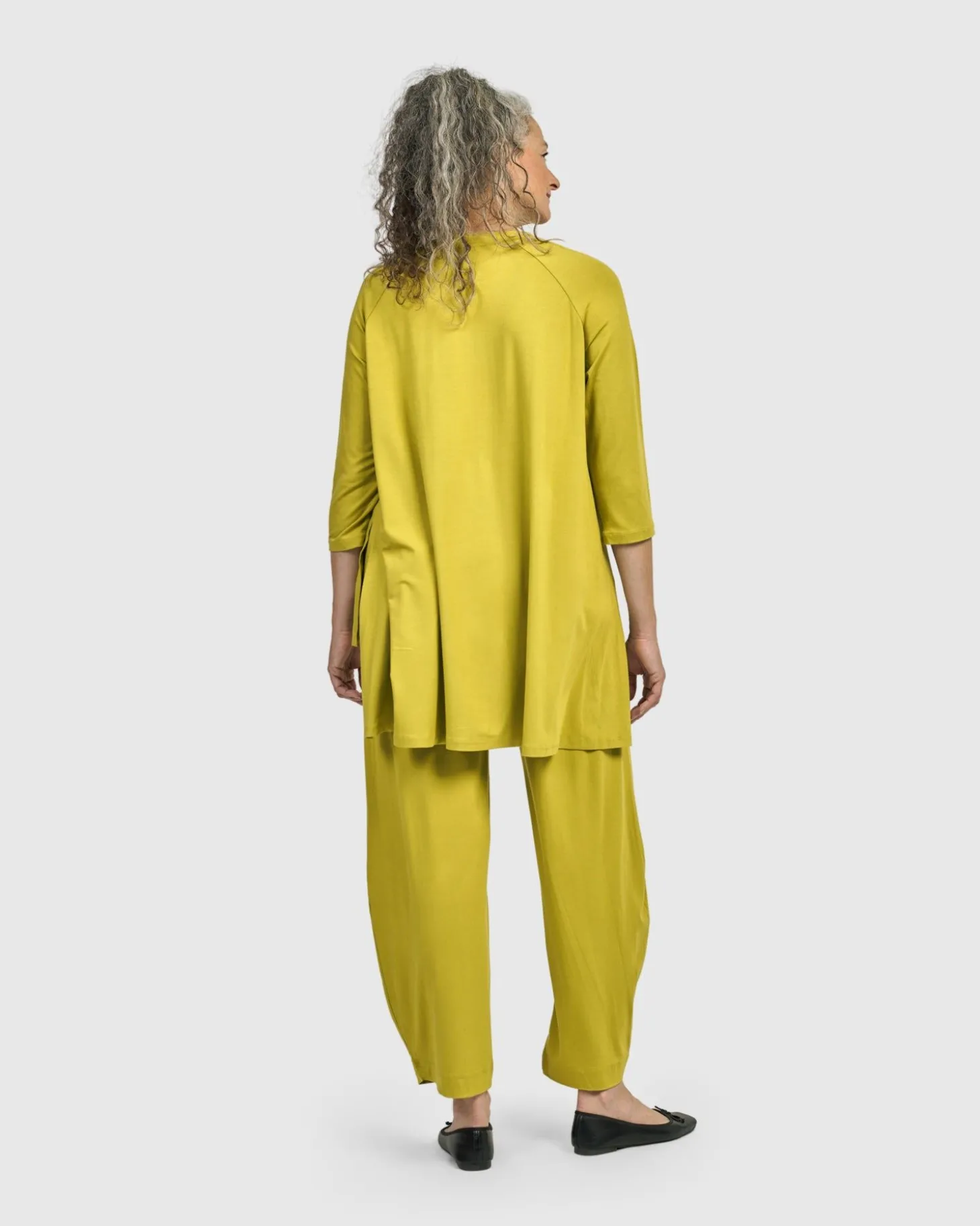 Women Alembika Essential Flow Pants, Lime
