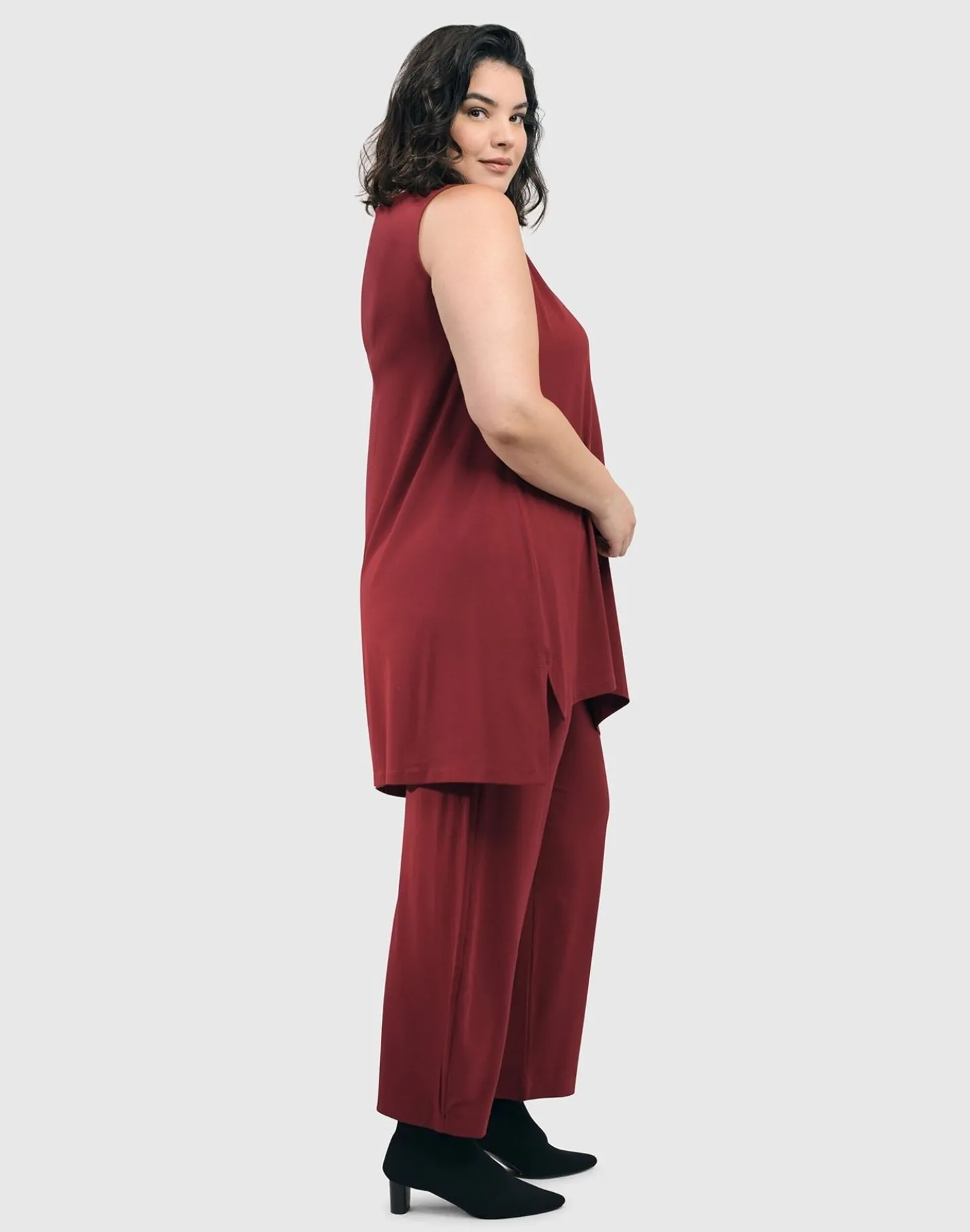 Women Alembika Essential Flow Pants, Plum