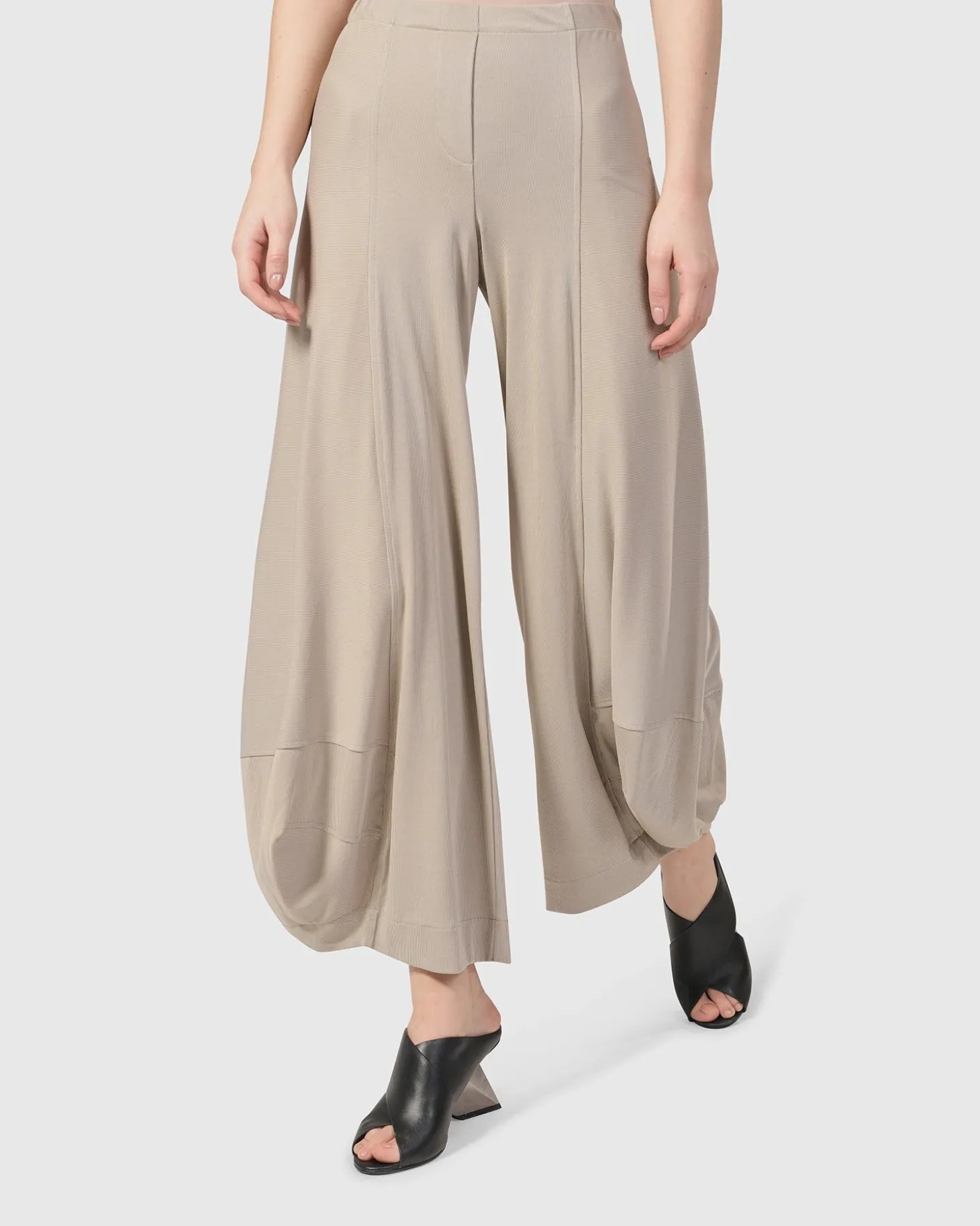 Women Alembika Essential Go-To Punto Pants, Ecru
