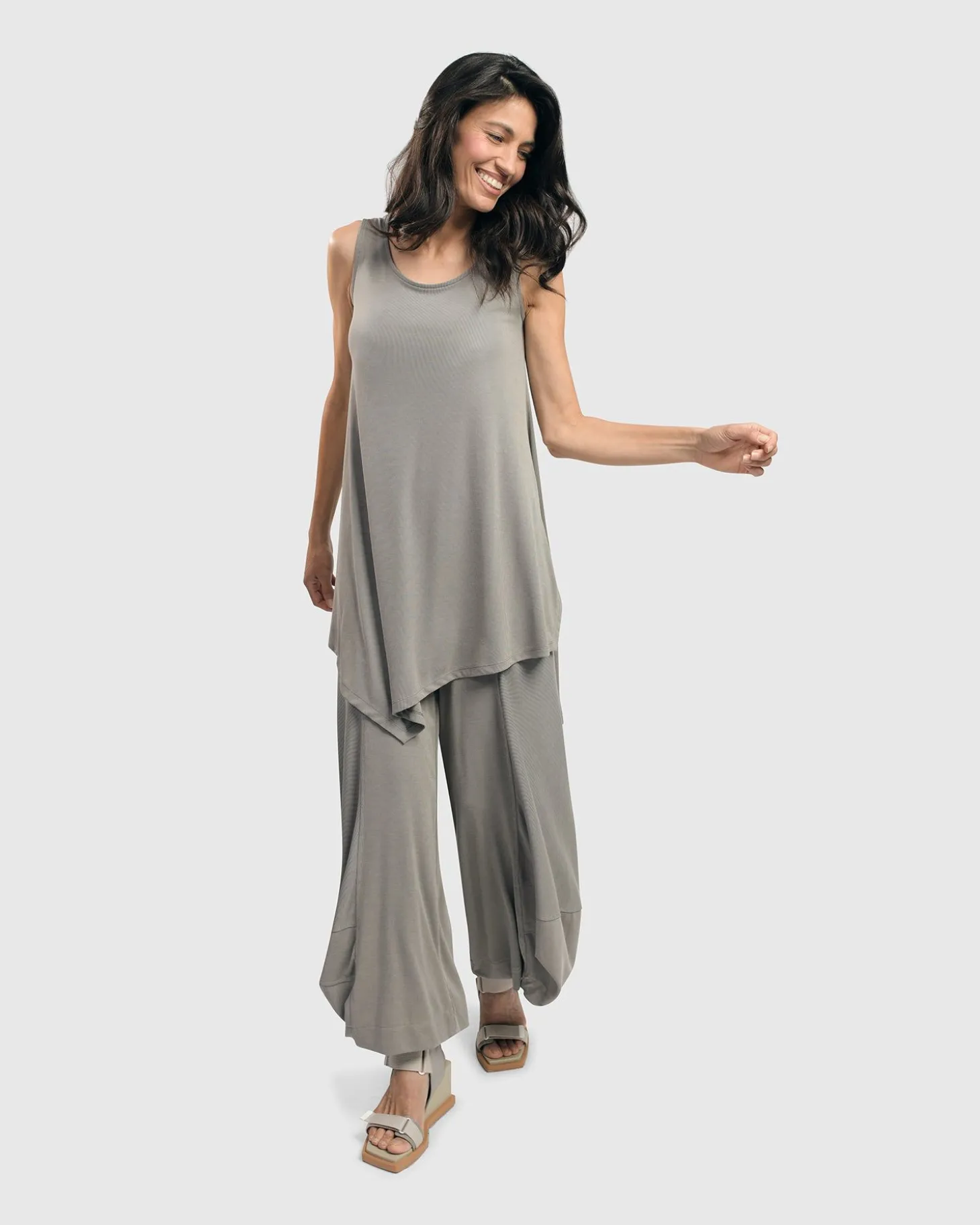Women Alembika Essential Go-To Punto Pants, Fog