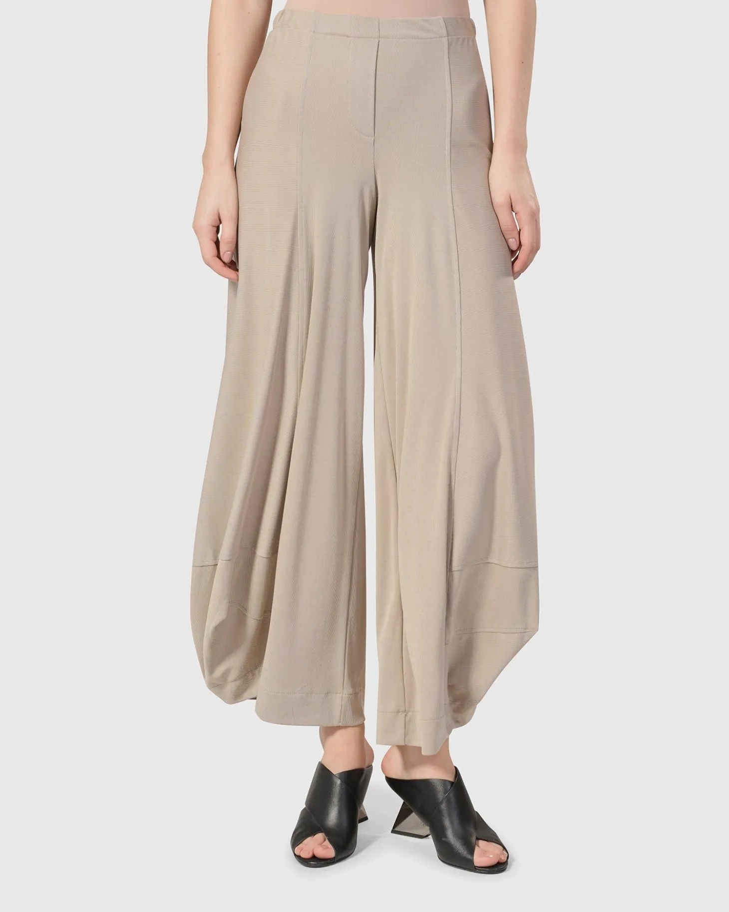 Women Alembika Essential Go-To Punto Pants, Ecru