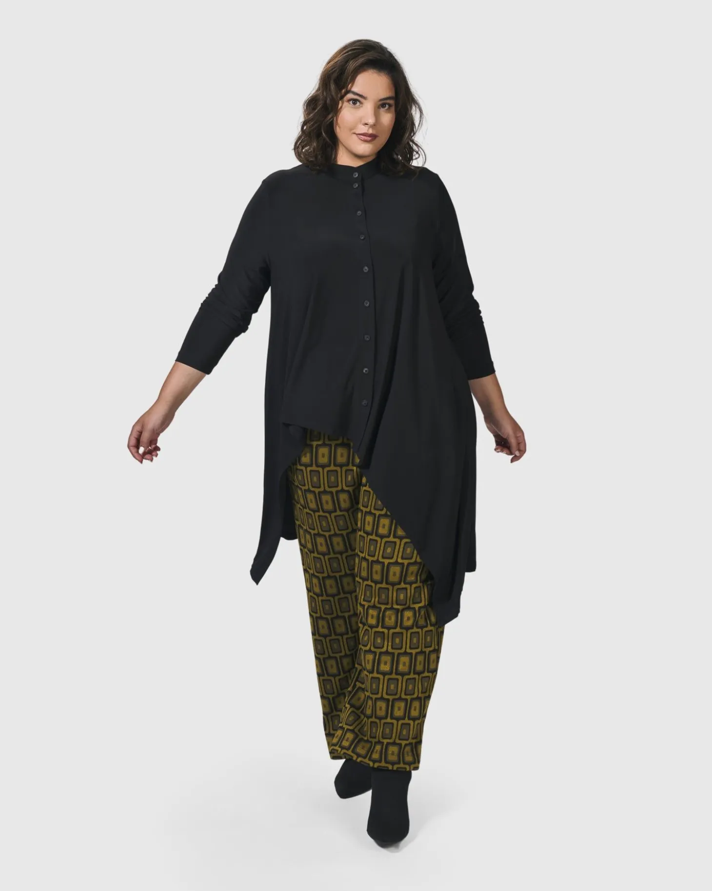 Women Alembika Essential Hi-Lo Button Down Top, Black