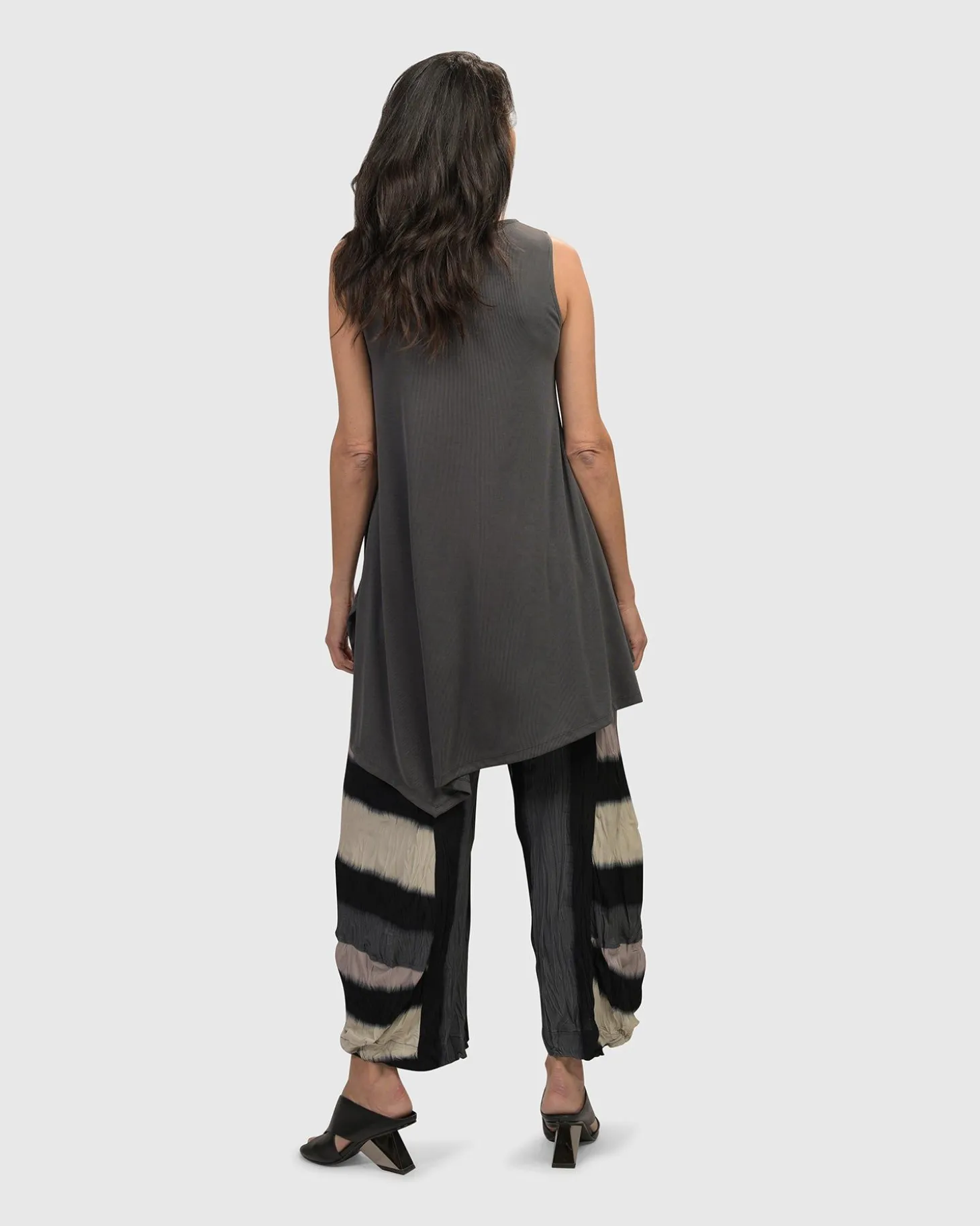 Women Alembika Essential Joy Sleeveless Tunic Top, Grey