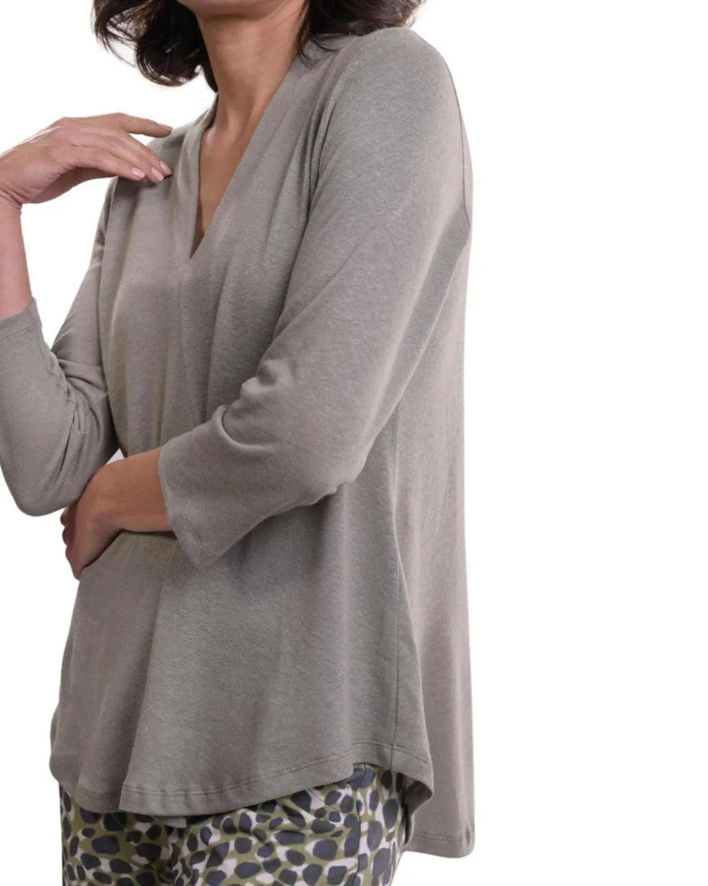 Women Alembika Essential Linen V-Neck Top, Sage