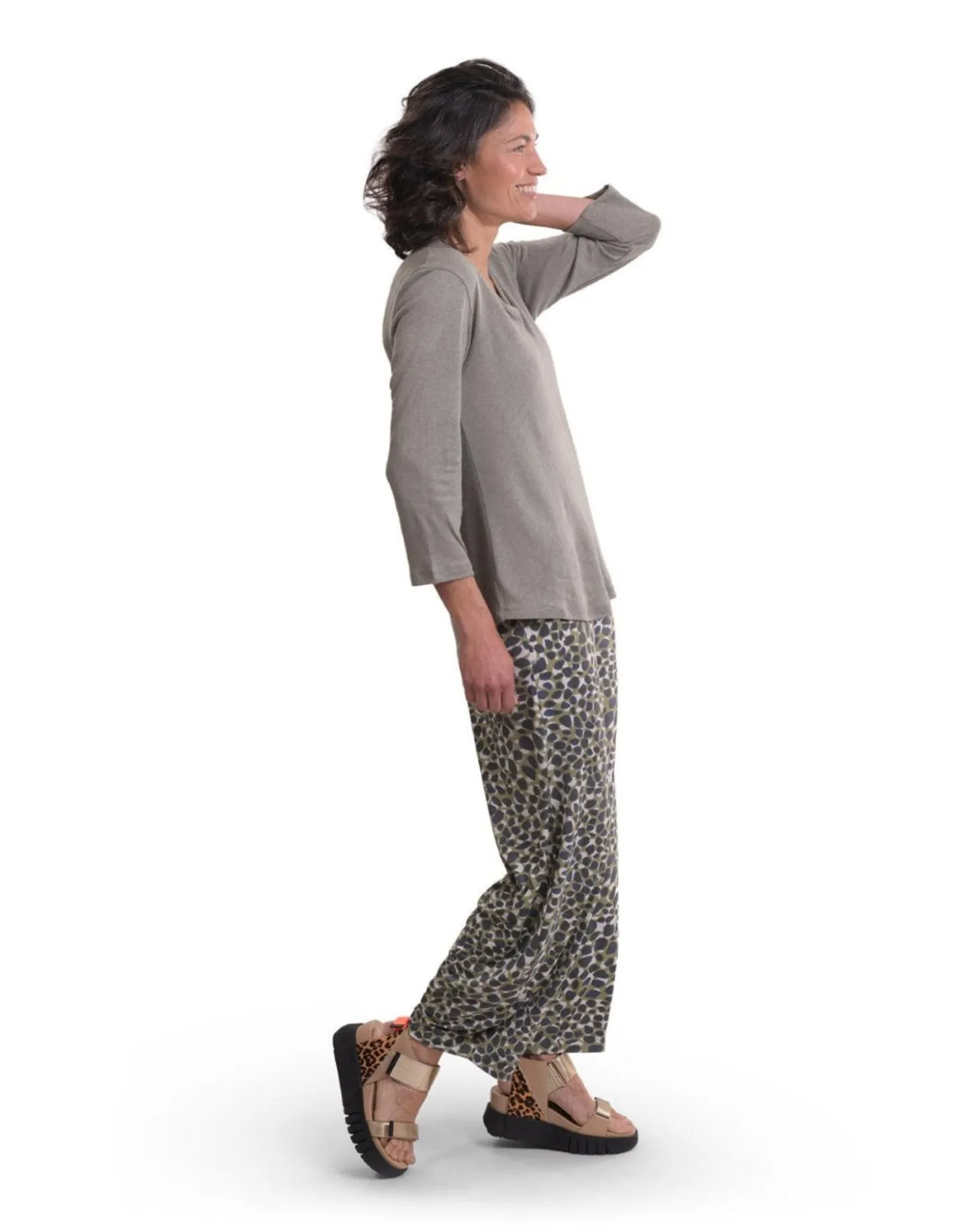 Women Alembika Essential Linen V-Neck Top, Sage