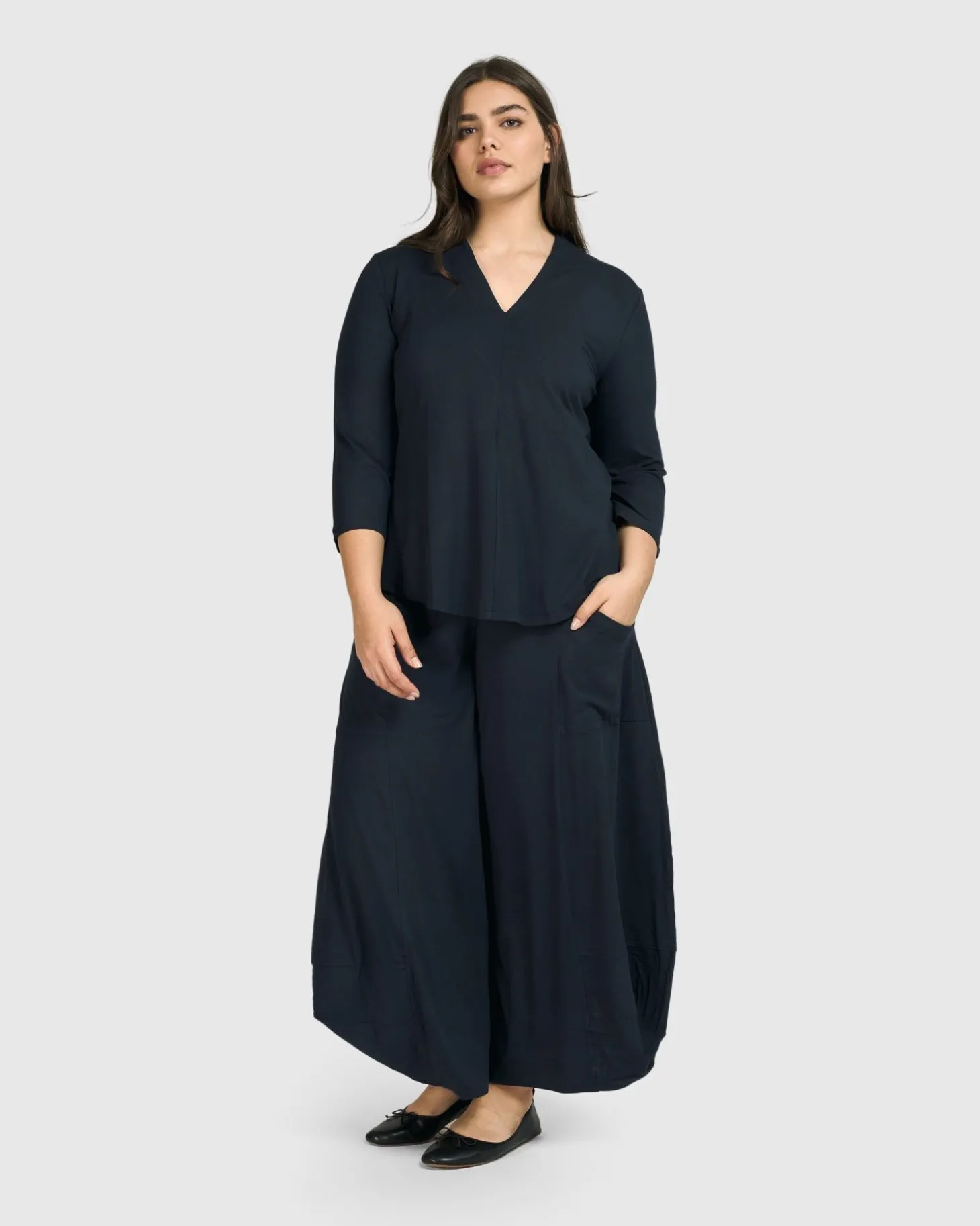 Women Alembika Essential Punto Pockets Pants, Ocean