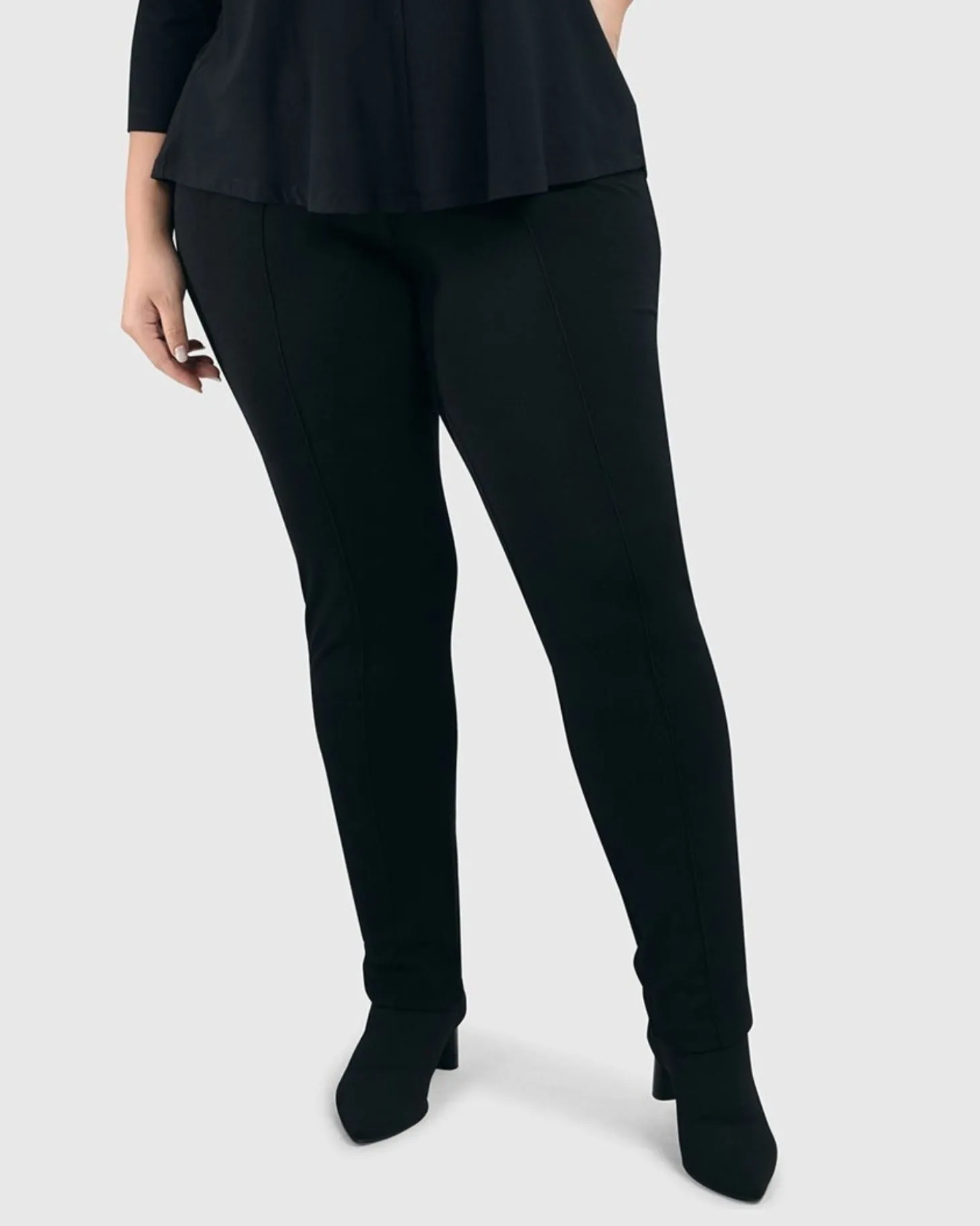 Women Alembika Essential Slim Pants, Black