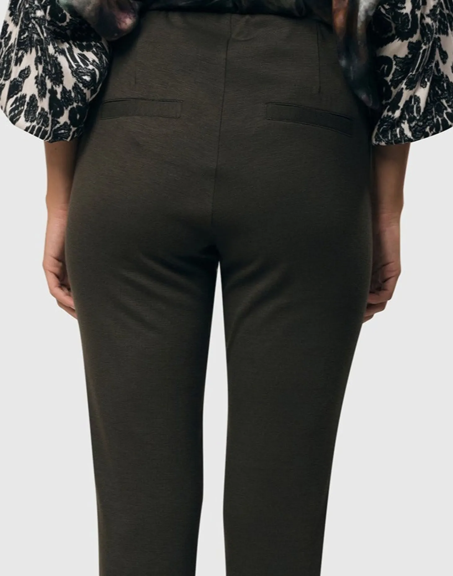 Women Alembika Essential Slim Pants, Woods