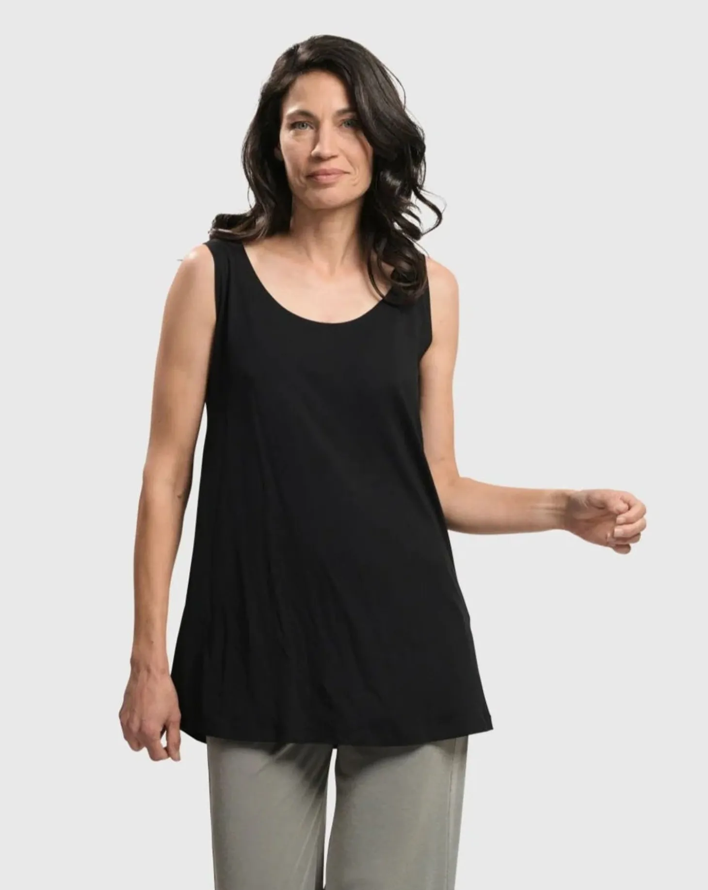 Women Alembika Essential Tank Top, Black